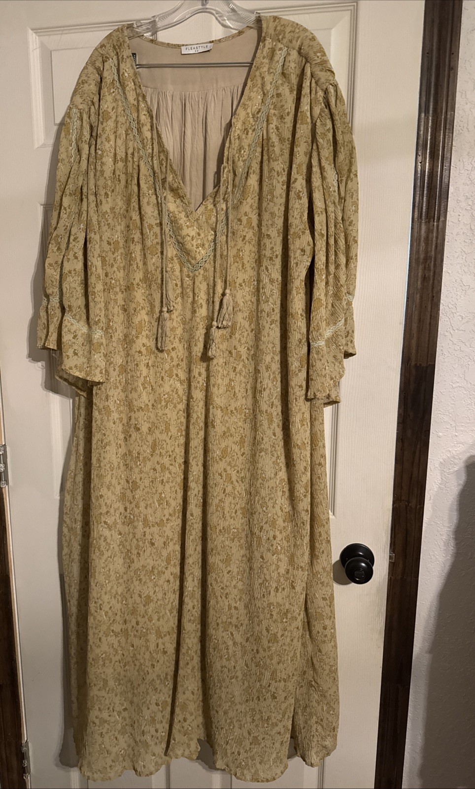 Golden Floral Midi Dress From Flea Style Size 3XL Bohemian Golden Ditzy Floral