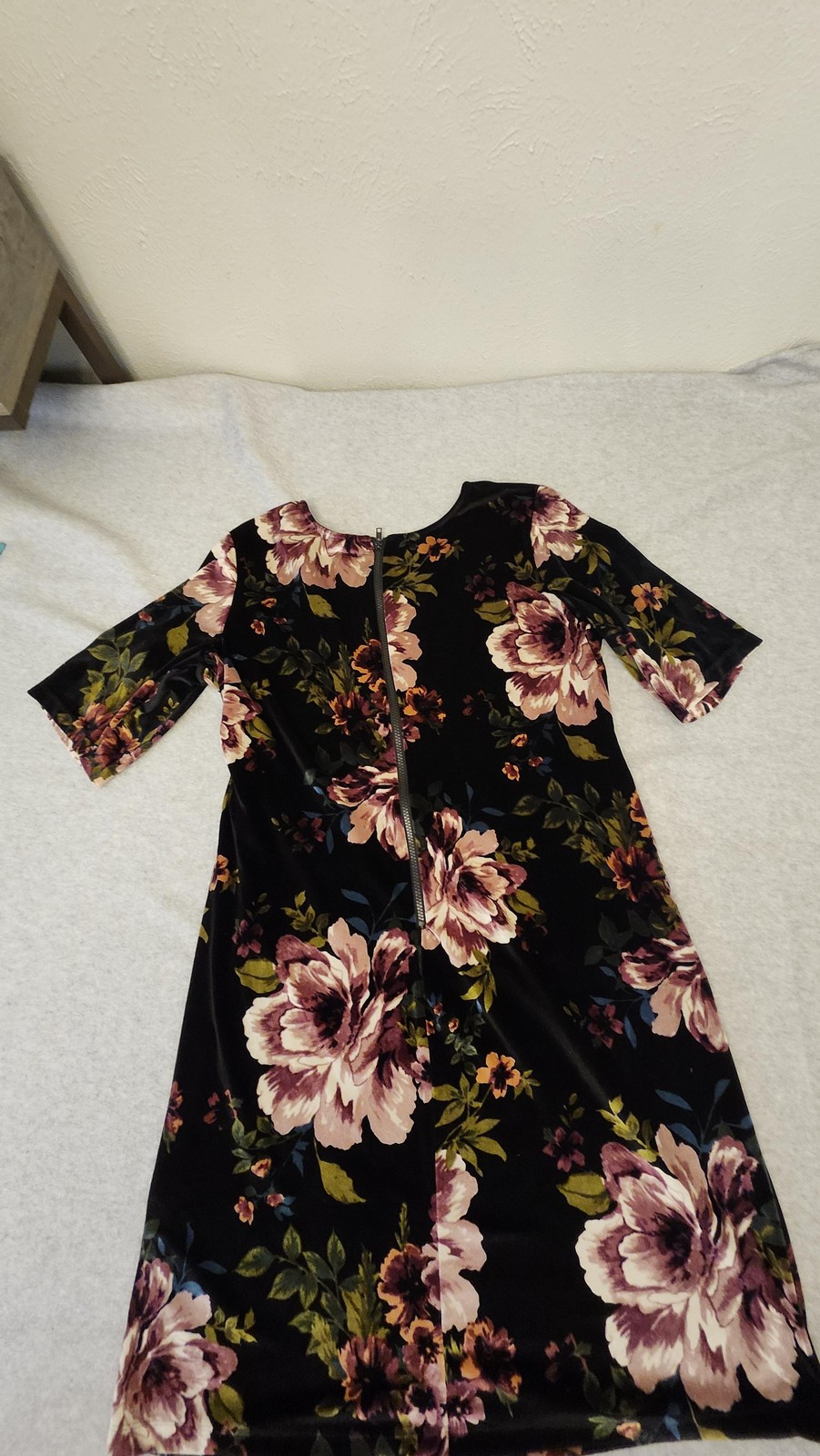 Olivia Matthews Dress Womens 2X Black Floral Velvet Half Sleeve Back Zip Shift