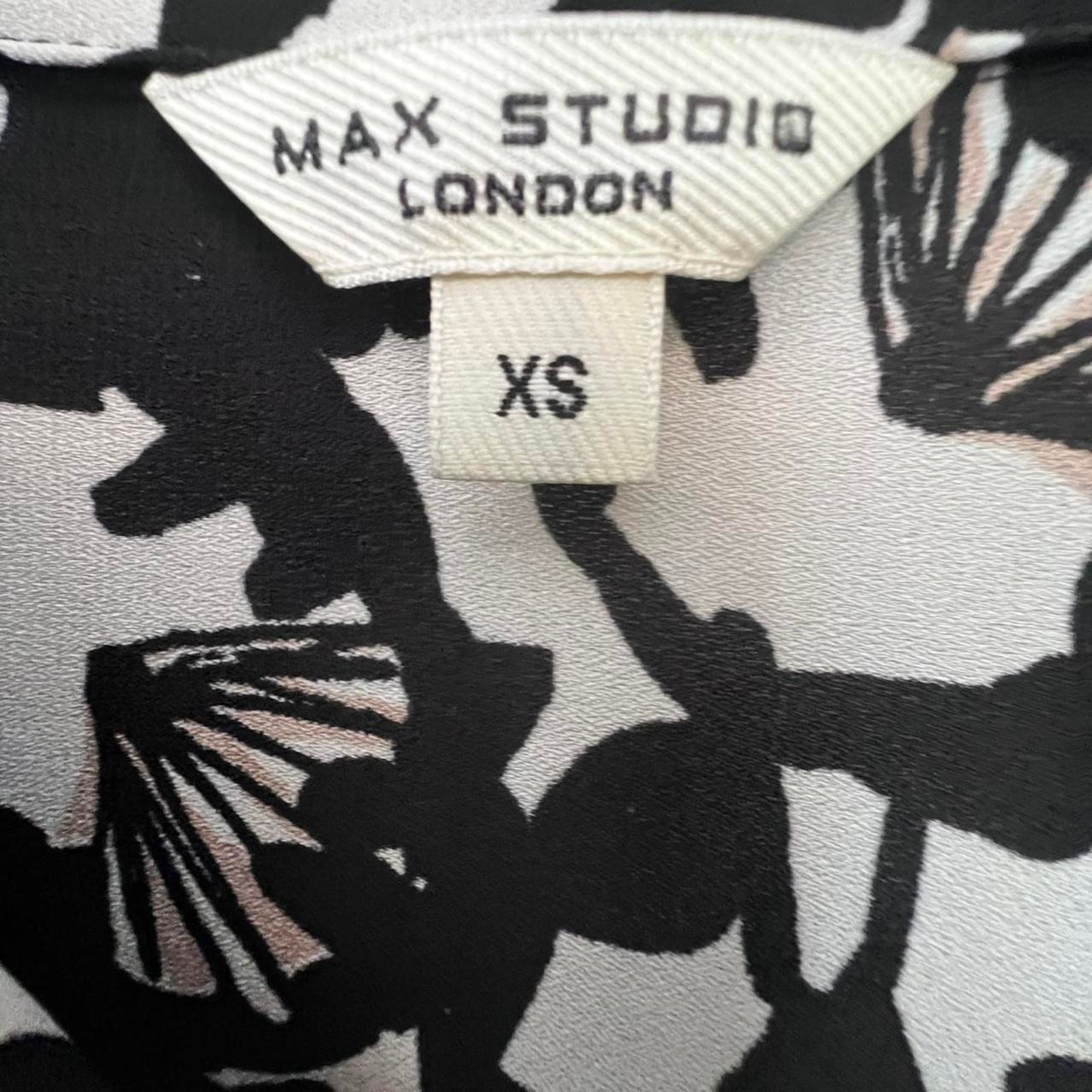 Max Studio London Black