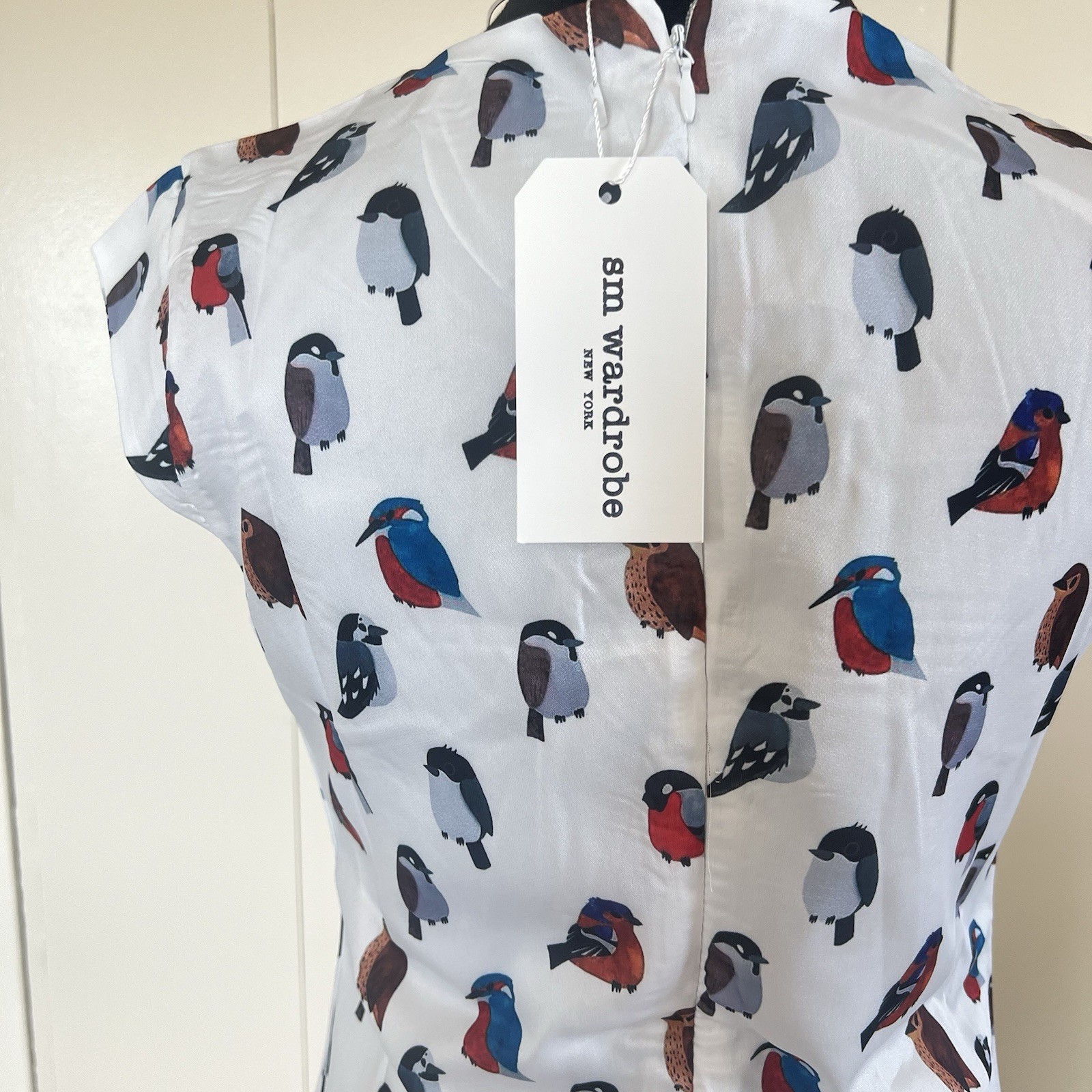 SM Wardrobe NY White Cap Sleeve Birds Artsy Boho Dress W/Pockets Sz Small NEW!
