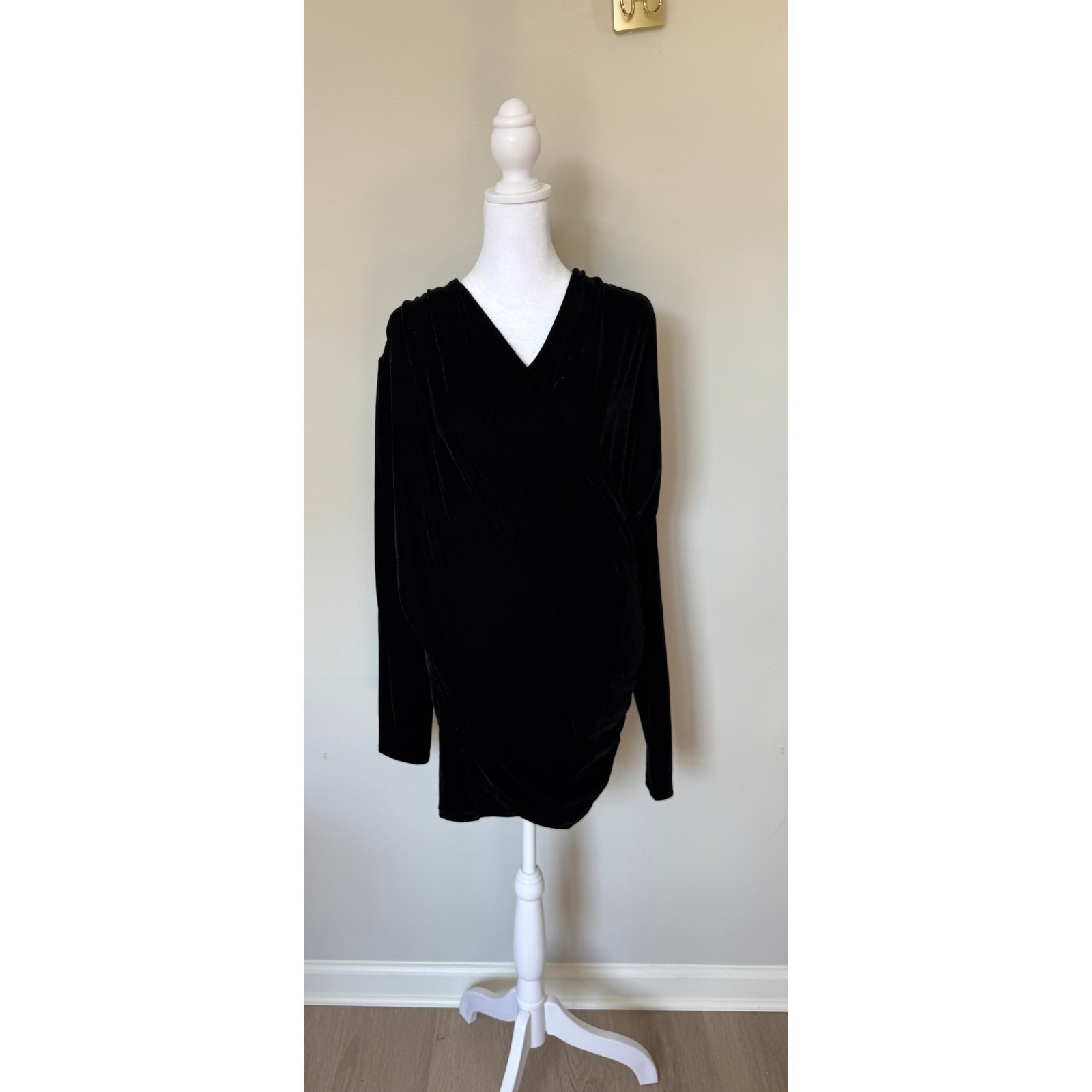 HM Black Velvet Wrap Mini Dress Long Sleeve Ruched V-Neck Cocktail Party