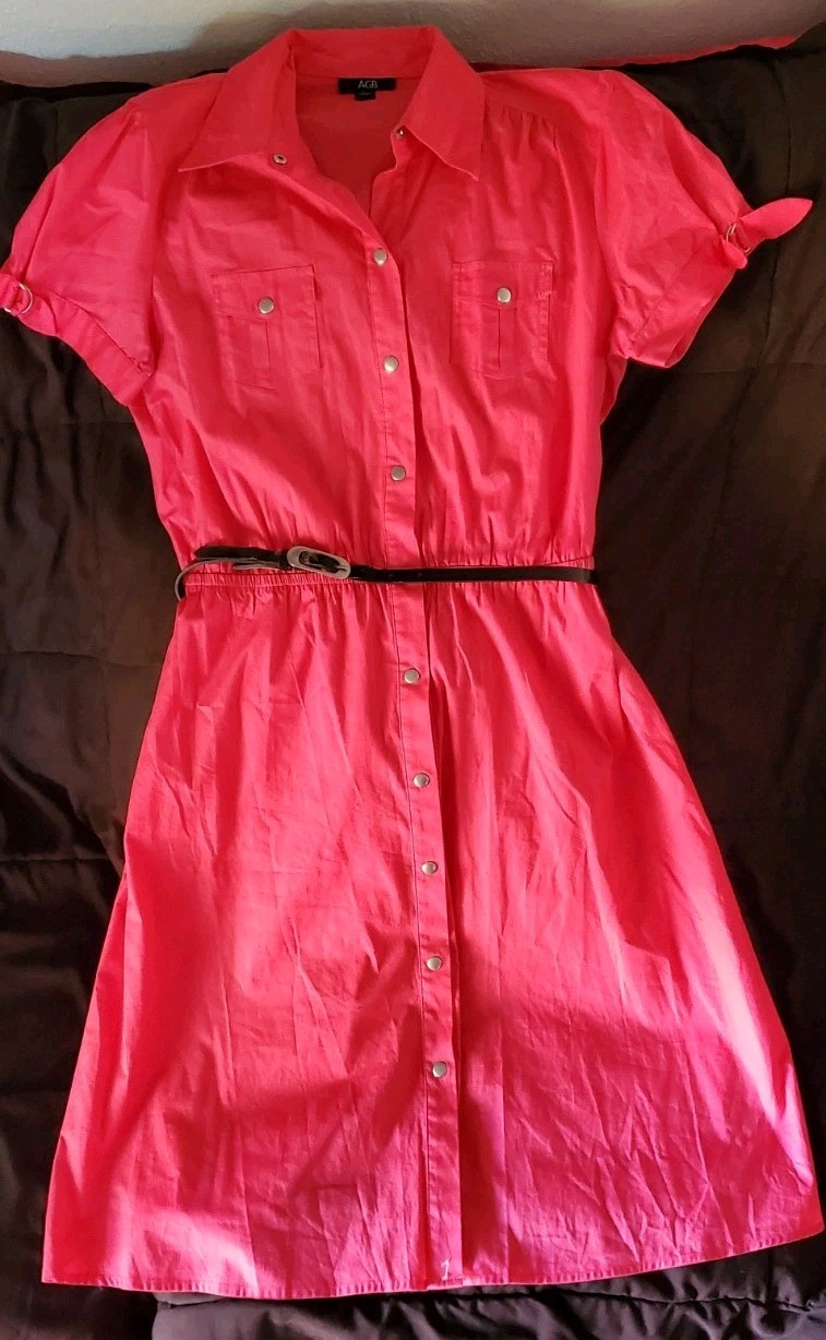 Women “AGB” Short Sleeve Pink Coral Snap Up Shirt Dress w/Black belt Size L