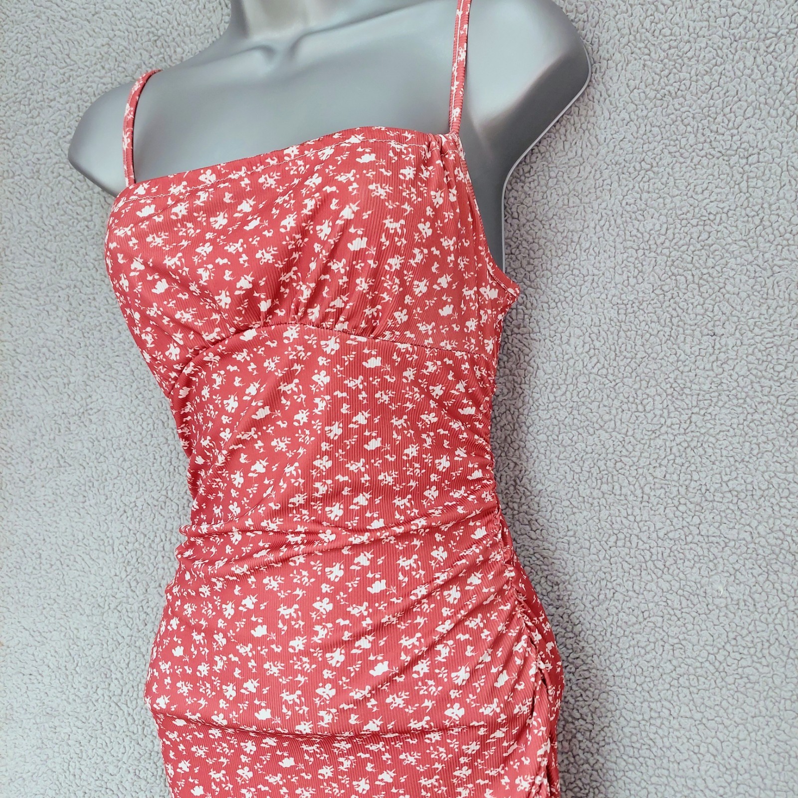 Ladies Size S Red White Floral Ruched Strappy Ribbed Stretch Midi Bodycon Dress