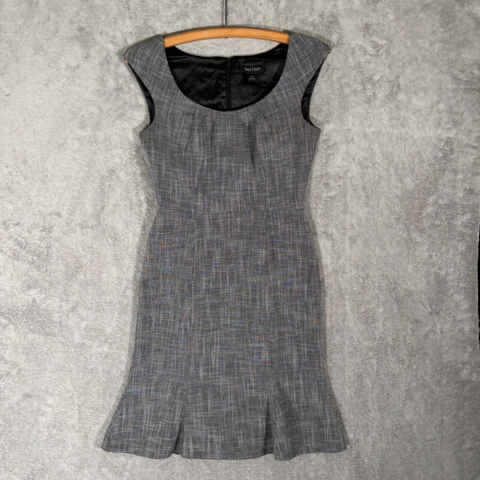 White House Black Market Gray Crosshatch Fit Flare Sheath Dress Size 0 Office