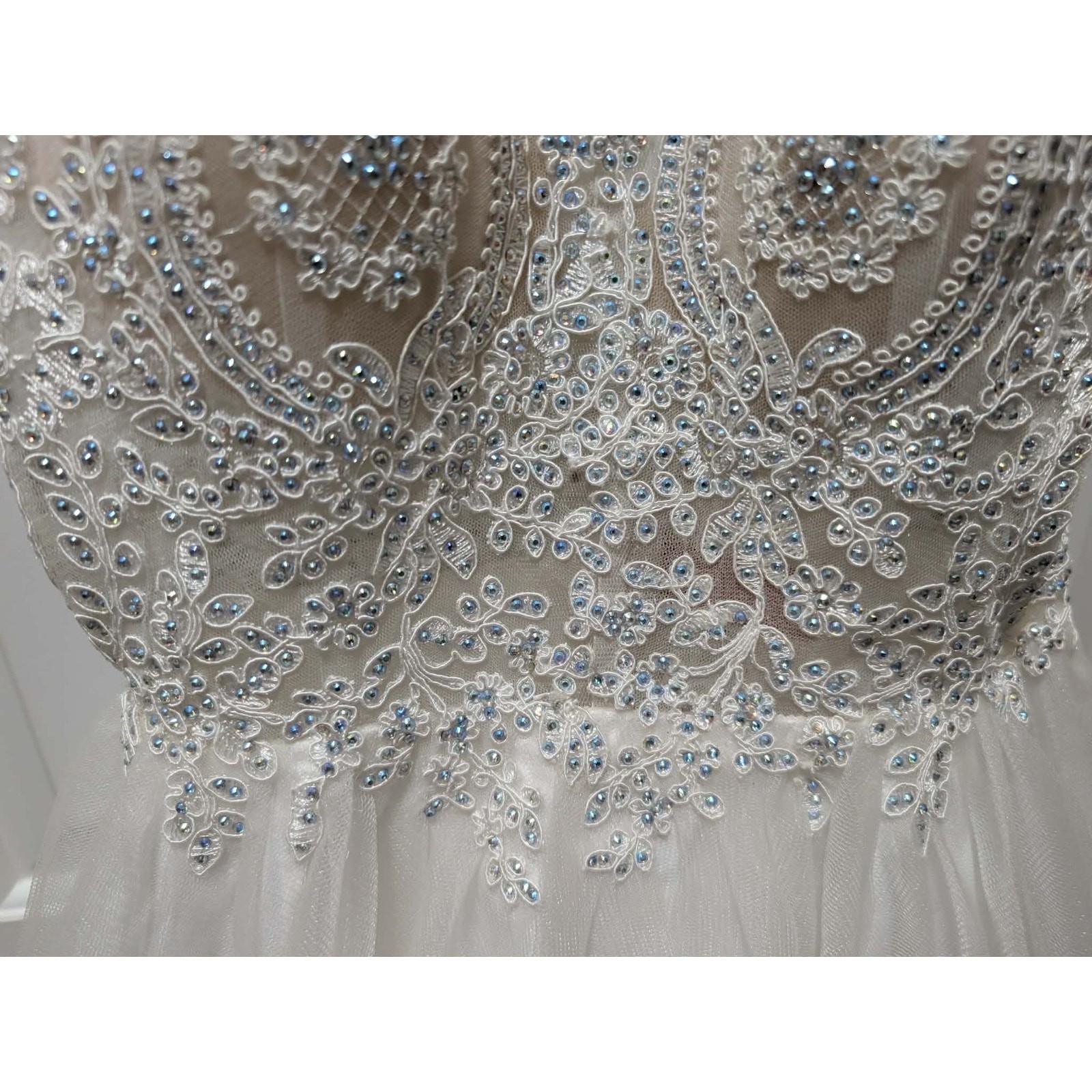 Dancing Queen Short Prom Hoco Formal Dress White Blue Iridescent Rhinestones M