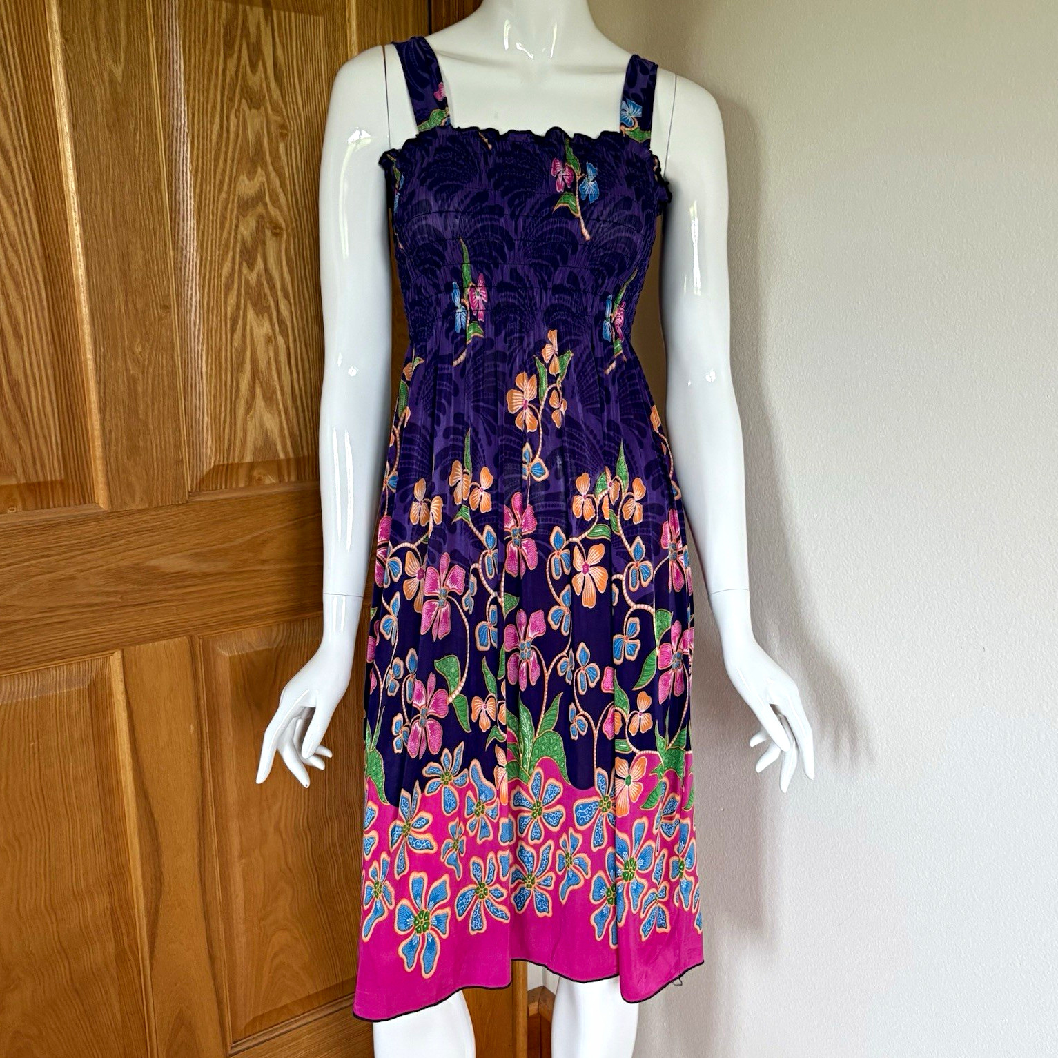 Women’s L Purple Pink Floral Smocked Square Neck Strappy Knee Length Sundress