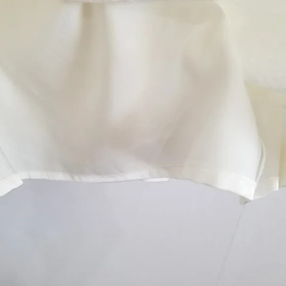 READ – NWT Eva Mendes New York & Company White Damask Mini Dress Size 6