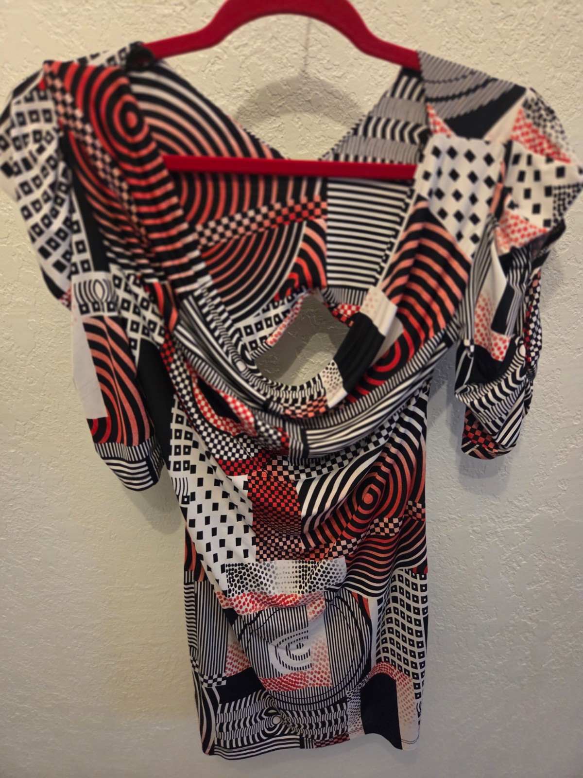 True Light, Mini Dress Off The Shoulder Size Small