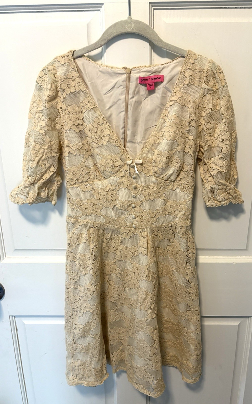Betsey Johnson Floral Bouquet Cream Lace Mini Y2K Coquette Dress 6 S Small