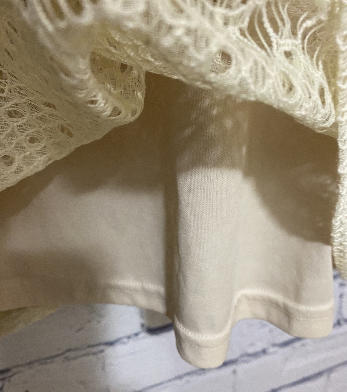 WANNA B Womens Medium Sleeveless Lace Overlay Lined Cream Color Dress