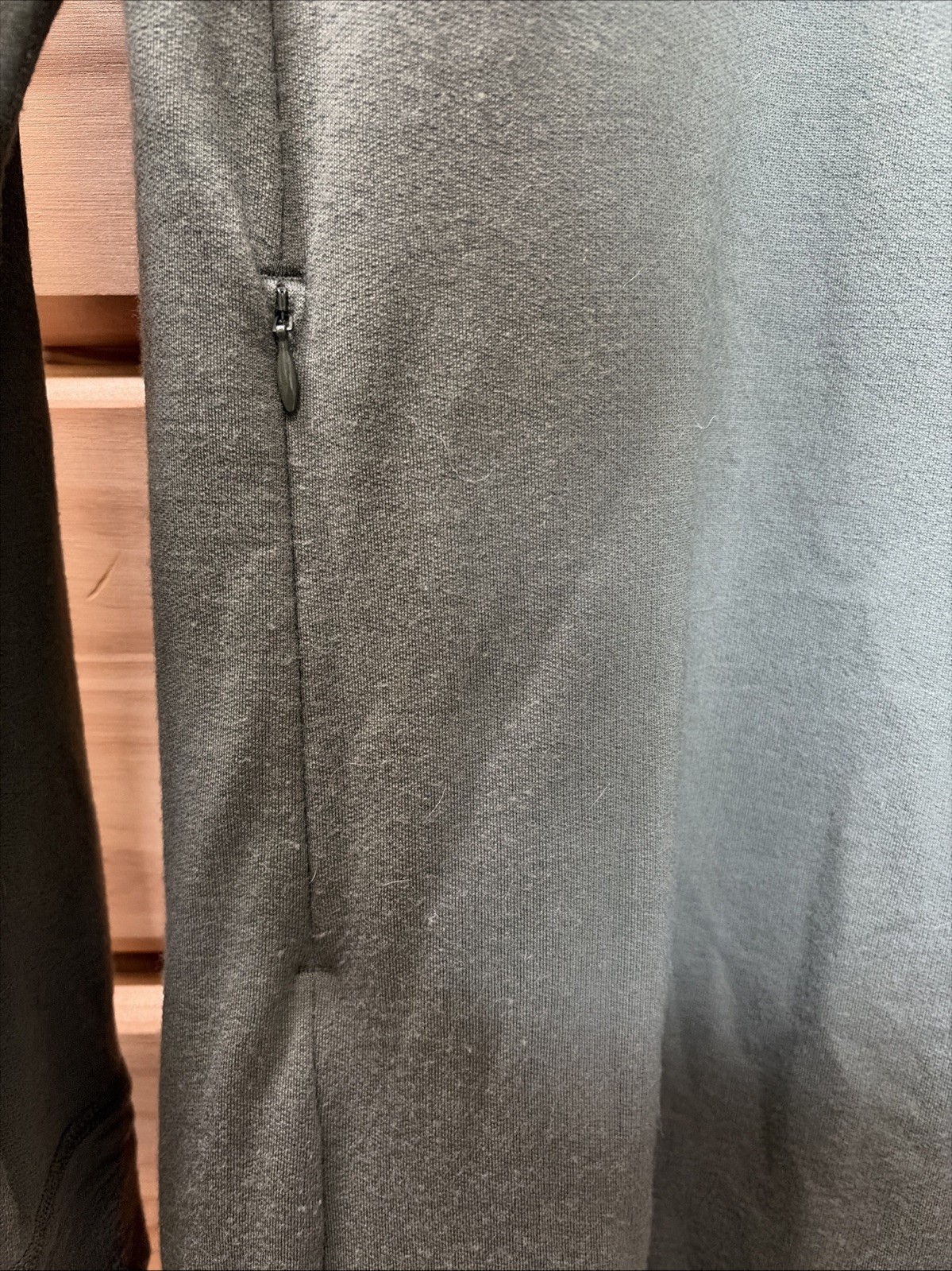 Ridge Merino Hyde Dress 100% Wool Olive Green Zip Pockets