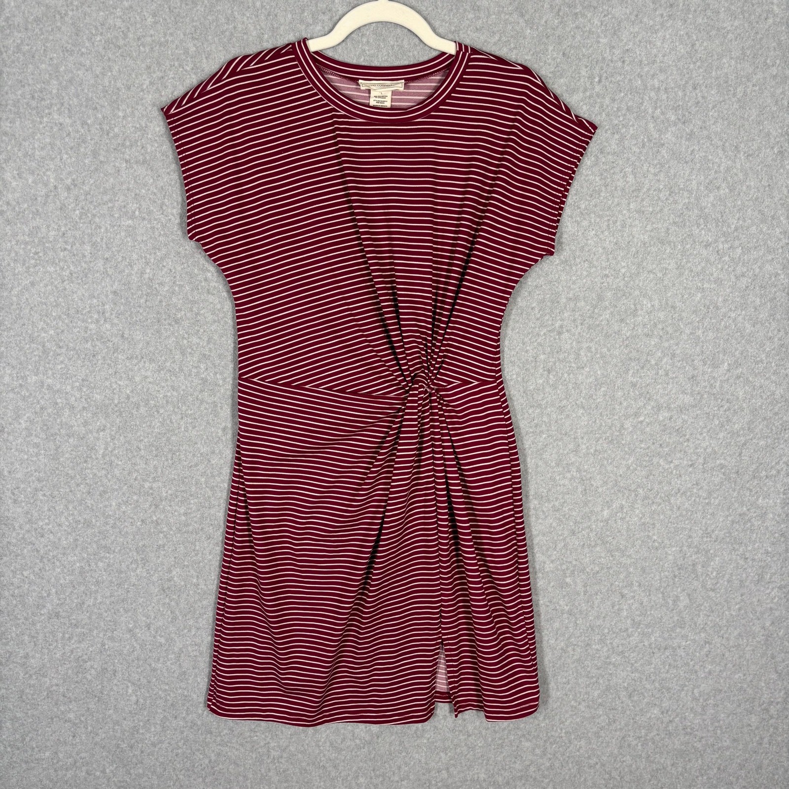 No Comment Dress Juniors Large Burgundy Shirt Twist Knot Jersey Stretch Comfort