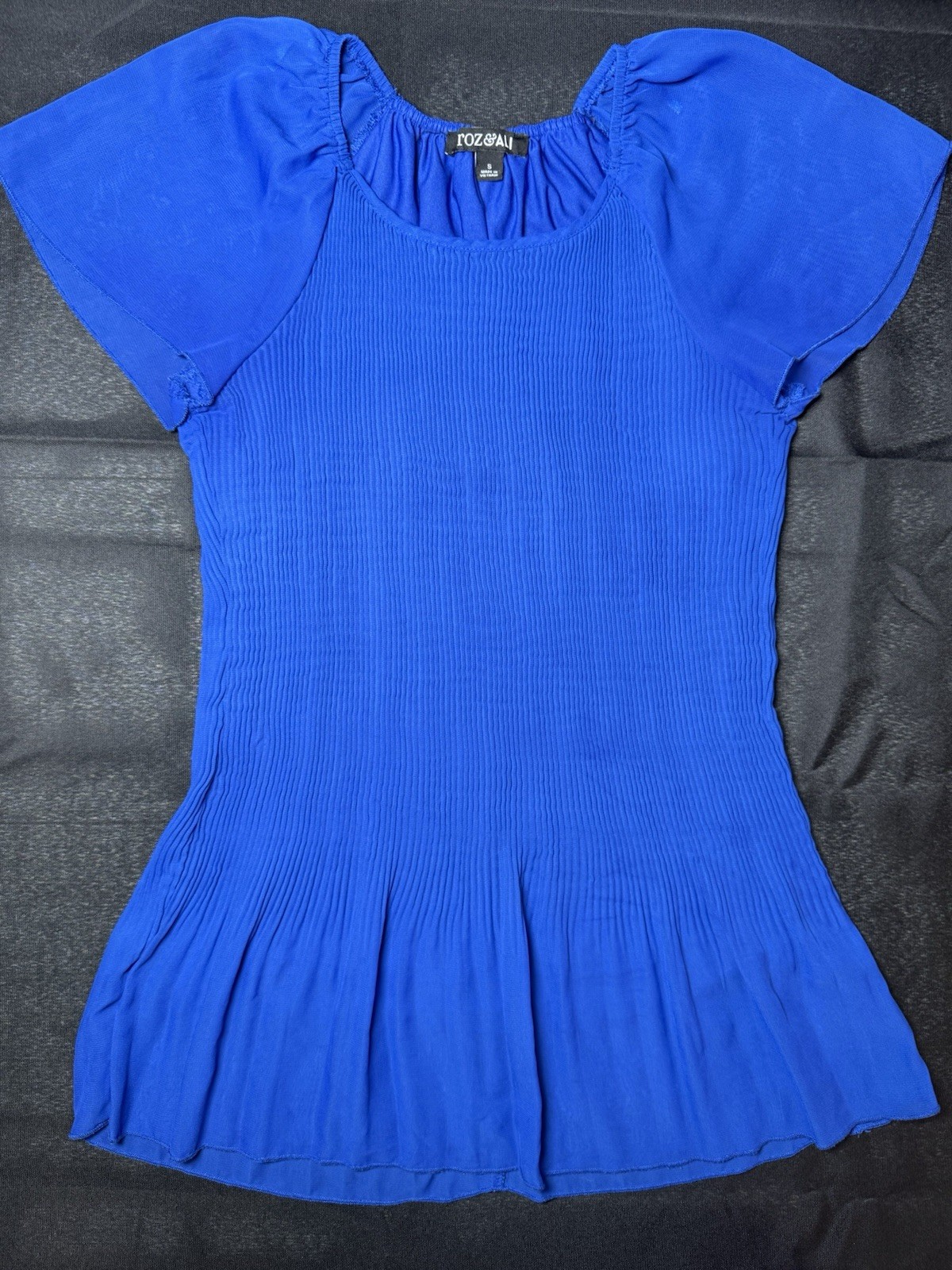 Roz & Ali Women’s Blue Textured Peplum Blouse Size Small Lined Flutter Sleeve