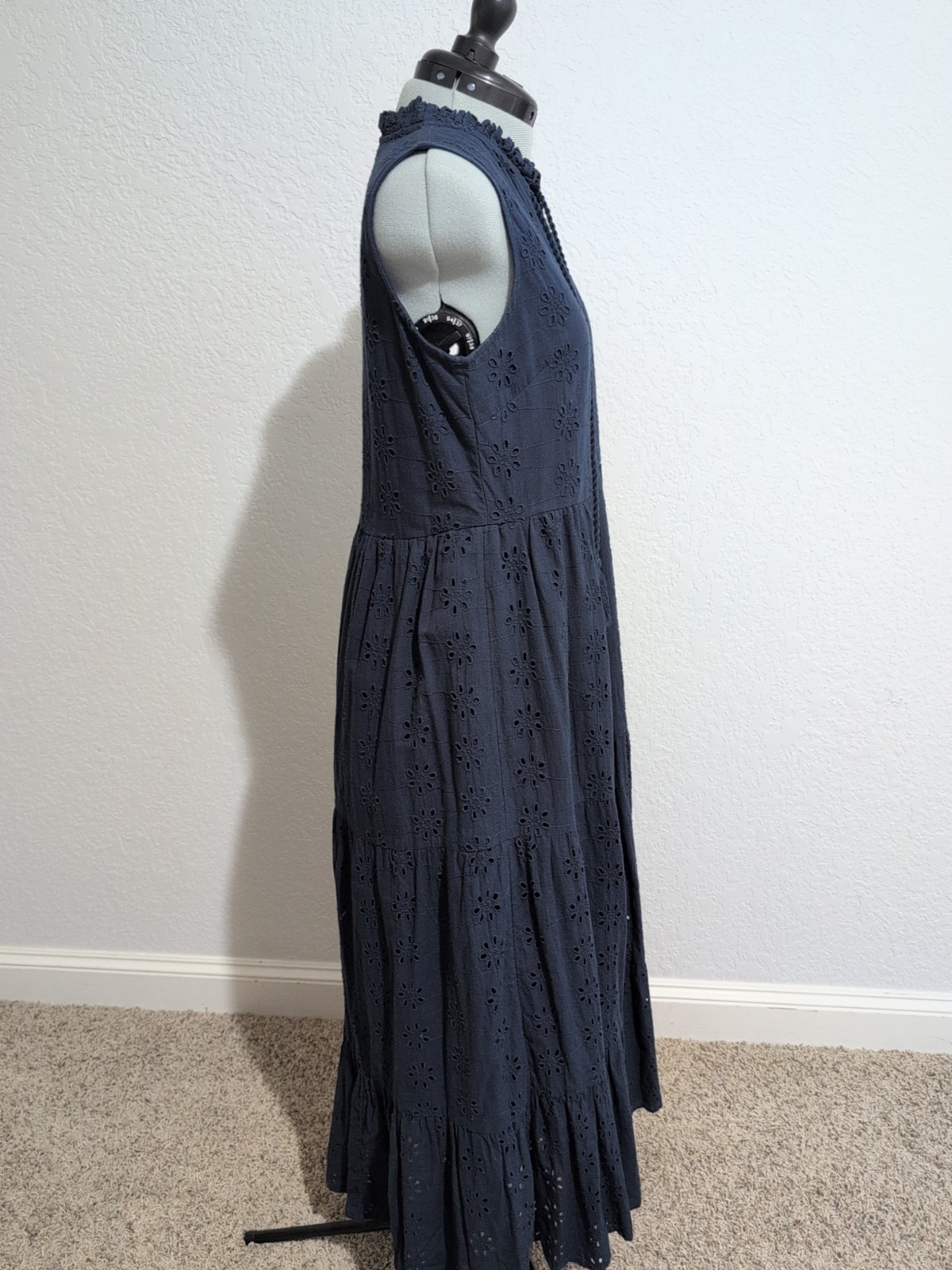 sweet magnolia blue eyelet maxi sleeveless dress V Neck Size Small Fully Lined