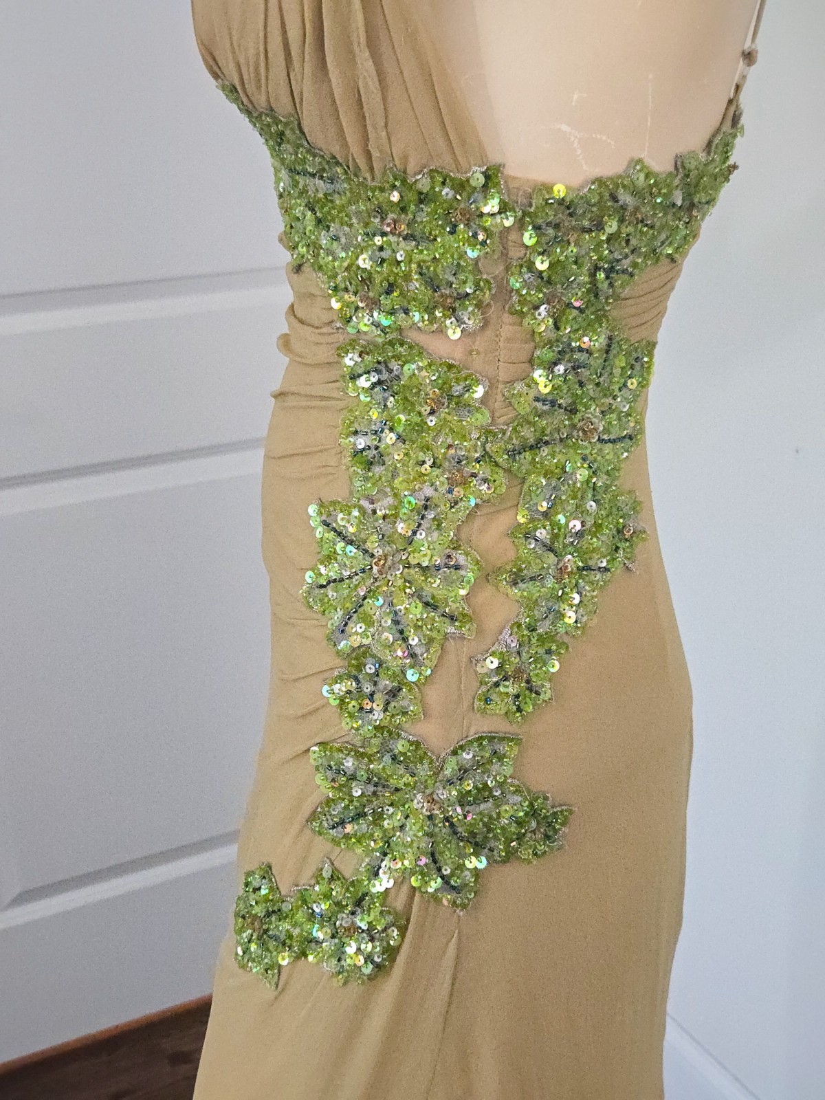 Vintage Mandalay Green Silk Beaded Sequin Y2K Plunging V Neck Evening Gown 6