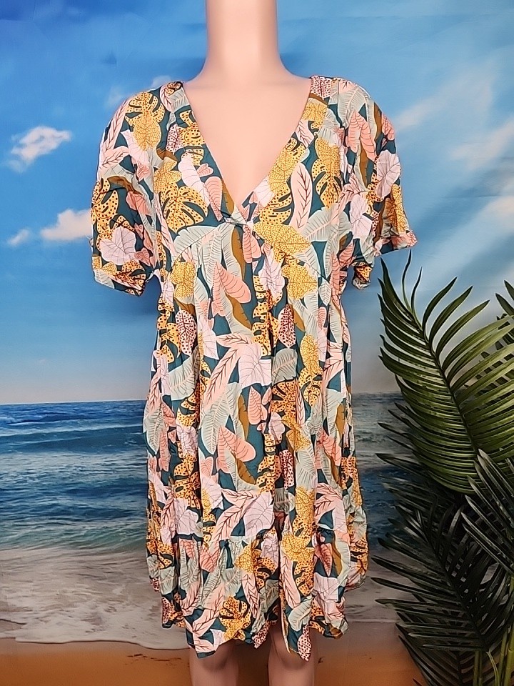 No Tag Cupshe Women’s Green Pink Orange Floral Tropical Size Medium
