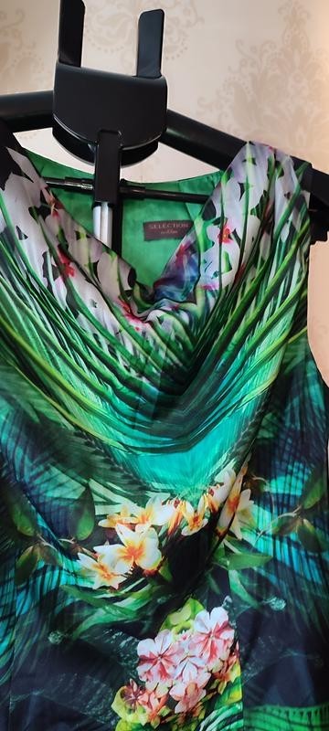 Vibrant Green Palm Leaf Sheath Dress Size S