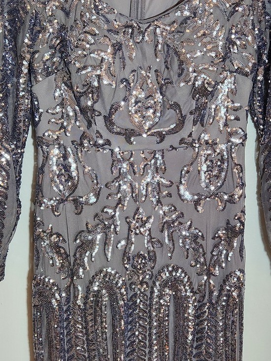 R&M Richards Gray and Silver Sequin Formal Dress Size 6 Mother of the Bride