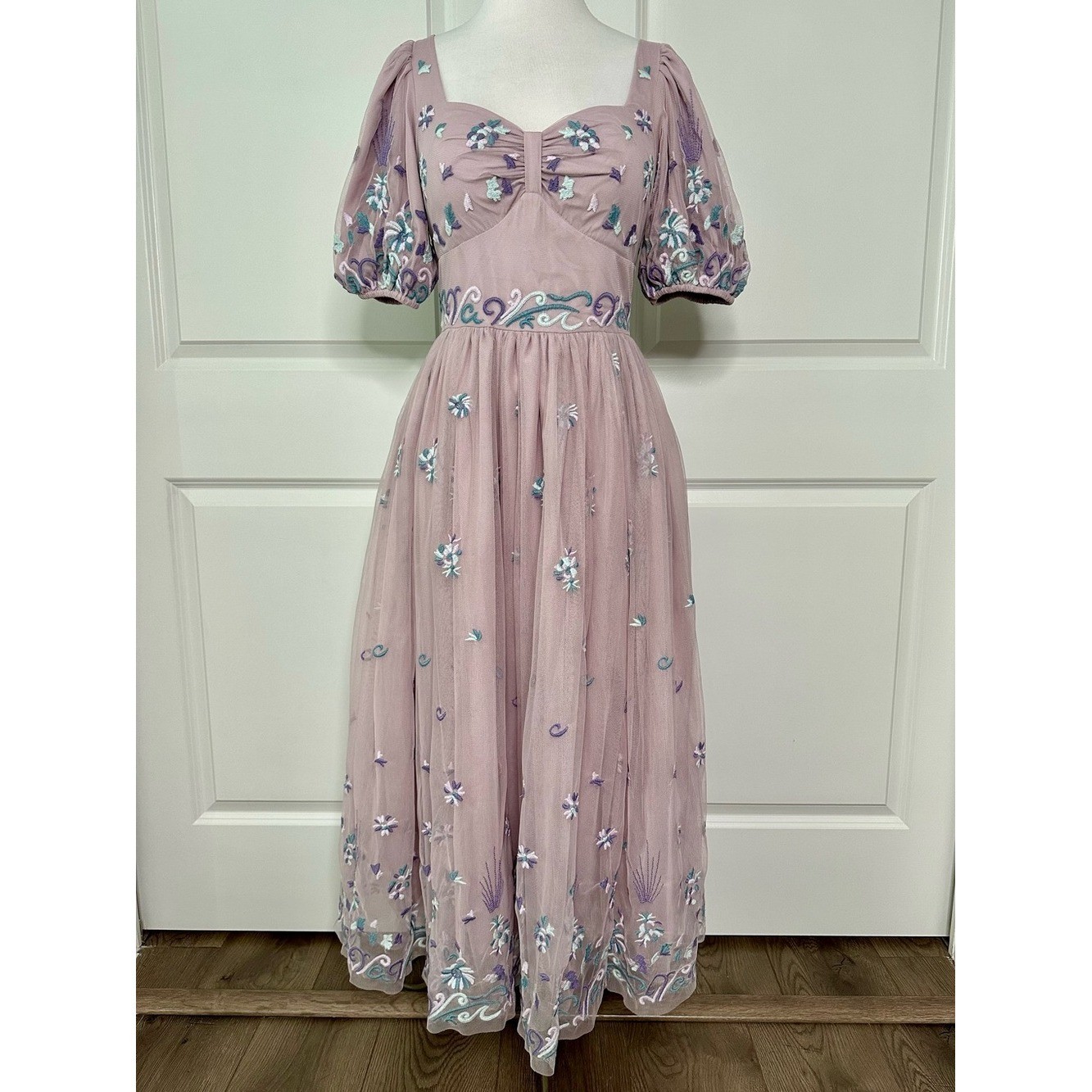 JessaKae Rapunzel Garden Fairy Cottage Party Embroidered Maxi Dress Pink Small