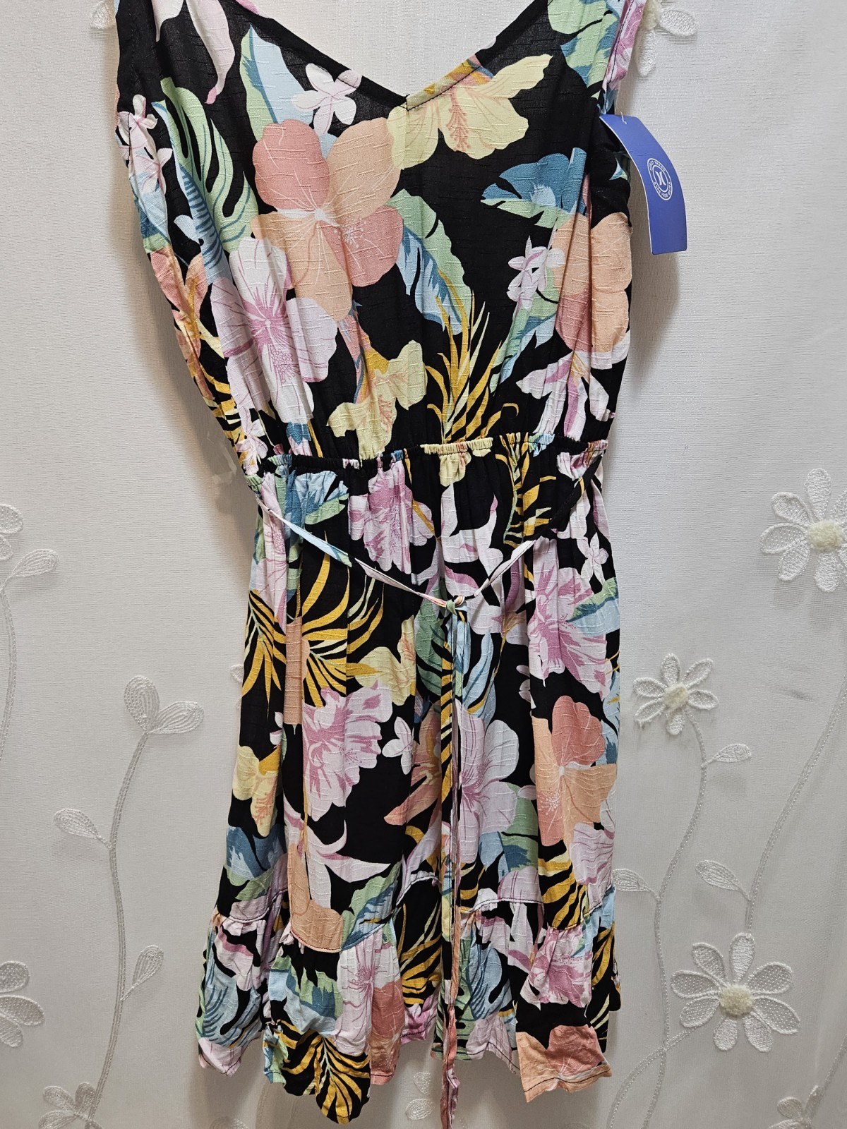 Hurley NWT Womens Small Multicolor Minidress Floral Tropical ResortWear Flirty