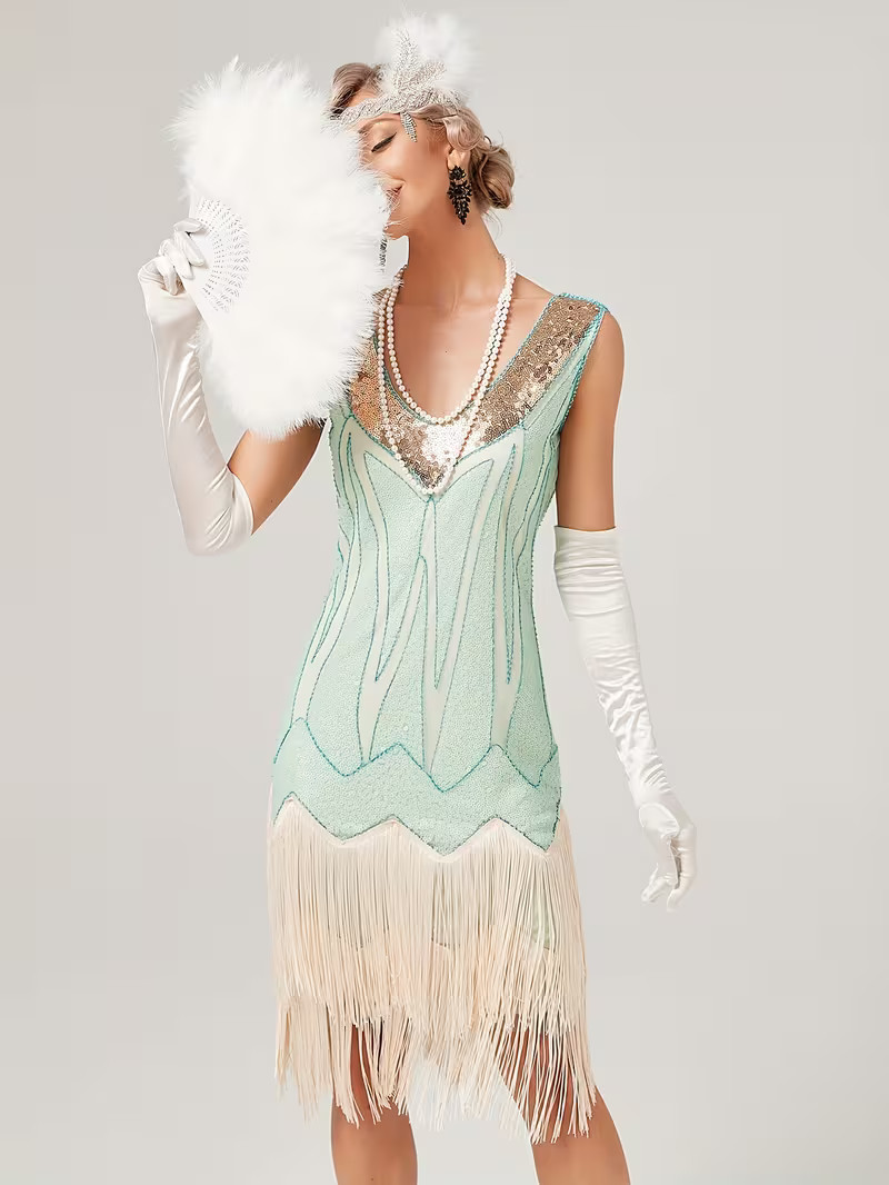 Medium 1920s Retro Sequin Gatsby Flapper Party Dress w Tassles. Amazing!