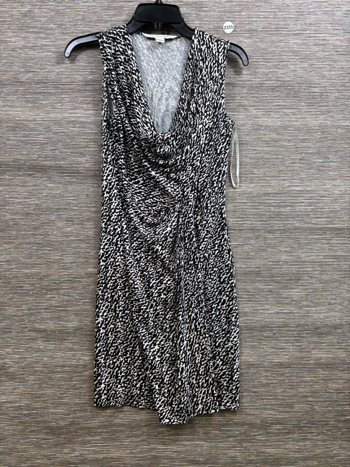 Diane von Furstenberg DVF Silk Dress Women’s Size 2 Black And White Mock Neck