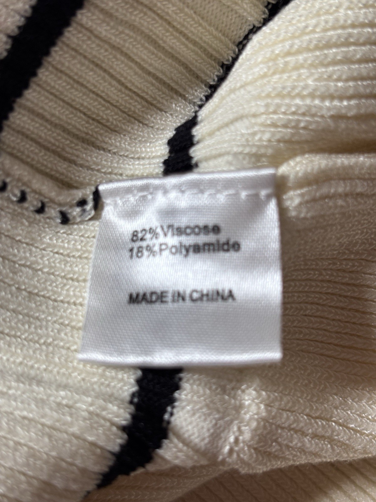 NWT Zesica Striped Faux Button Front Ribbed Sweater Dress Stretchy Cream & Black