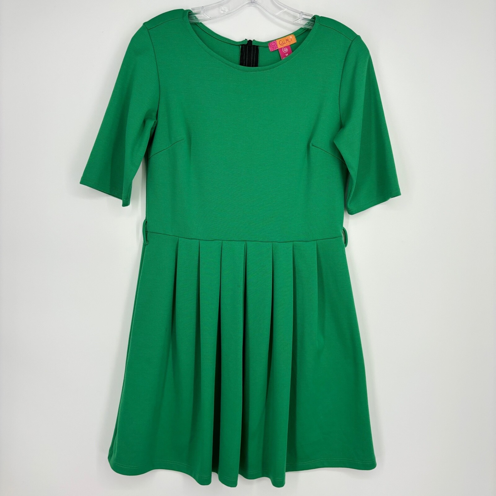 Catch My I Juniors Medium Fit & Flare Dress Green Knit Elbow Sleeve Pleated Skir