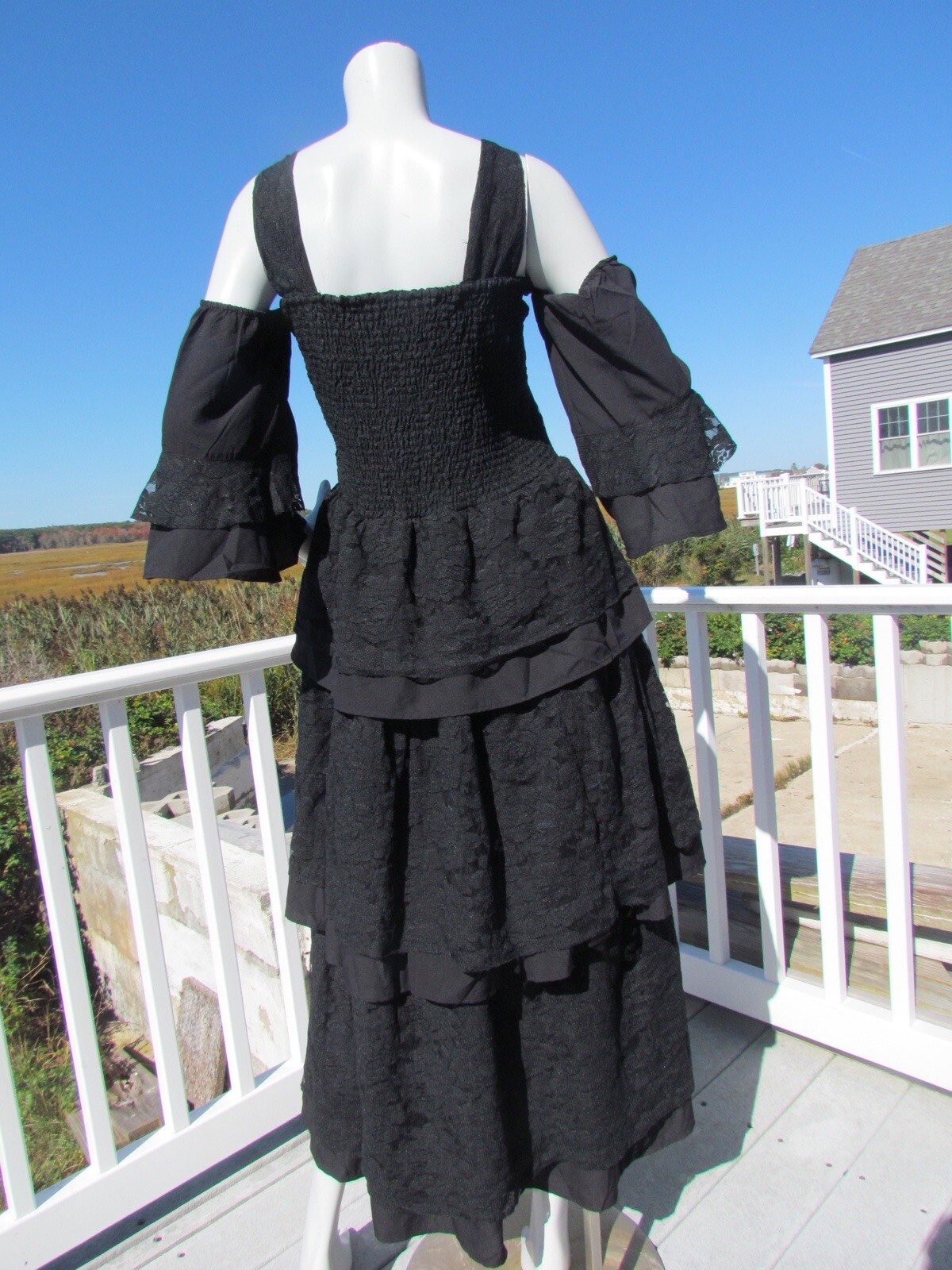 NEW M Pyramid Collection dress black lace wench Ren fair costume gothic sexy hot