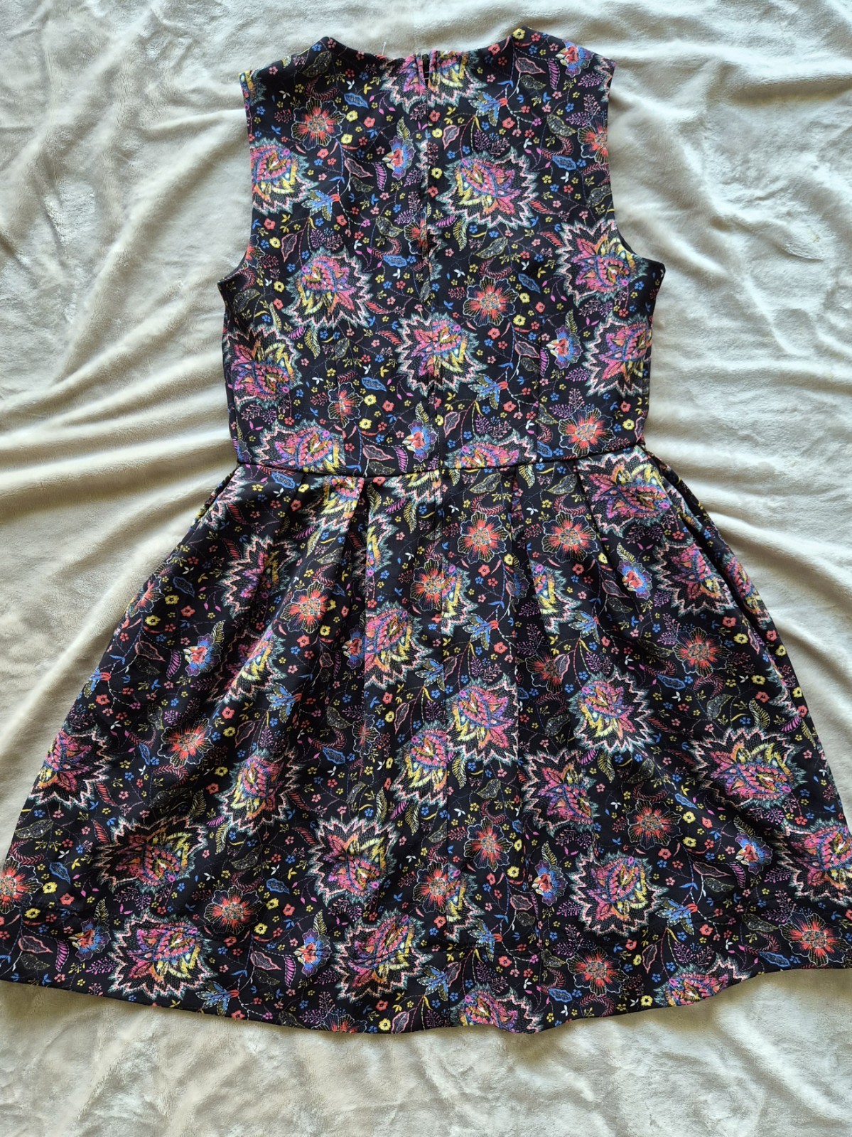 GAP Fit & Flare Floral Satin Mini Dress Black Multicolor Lined Zip Size 4