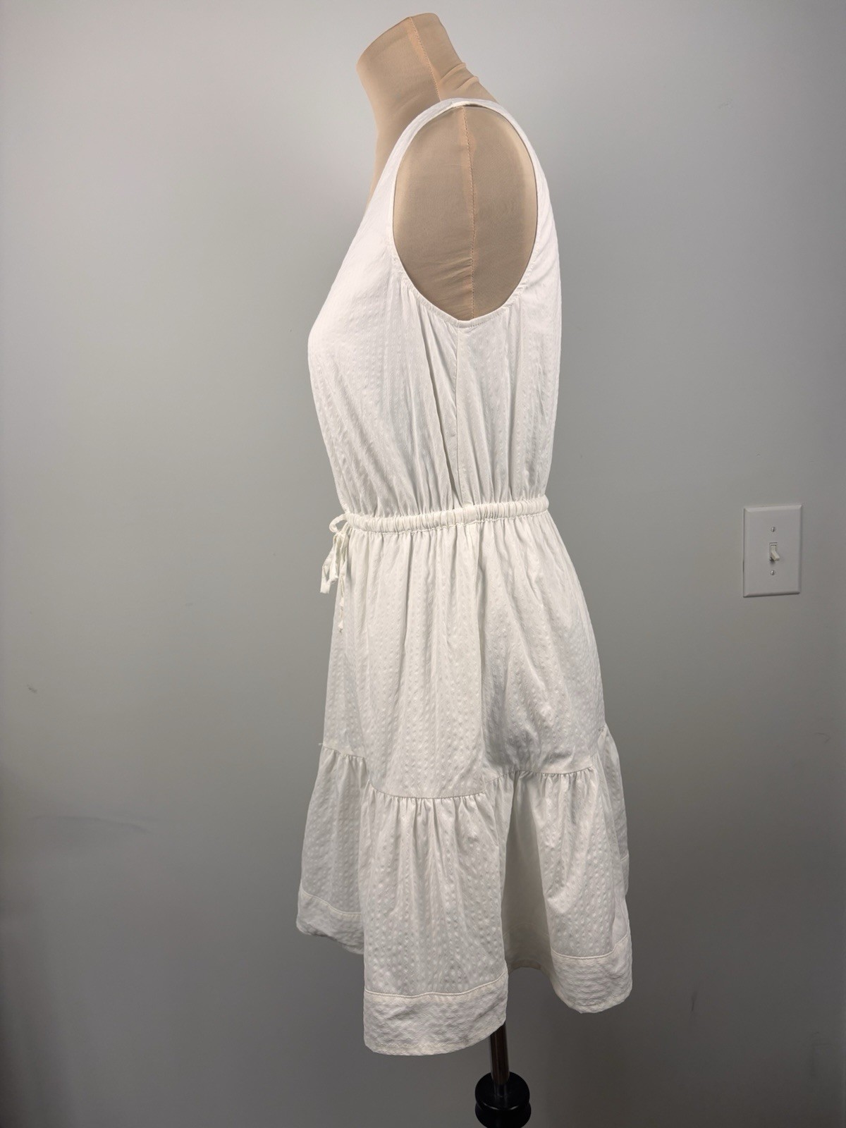 Vineyard Vines Performance Harbor Seersucker Tiered Dress White XS New Nautical
