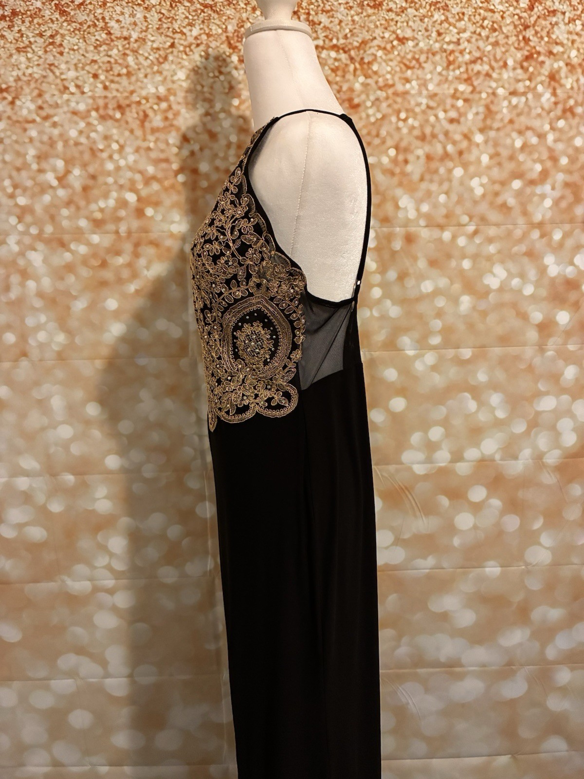 👗Elegant Black And Gold Dress Perfect For Any Occasion