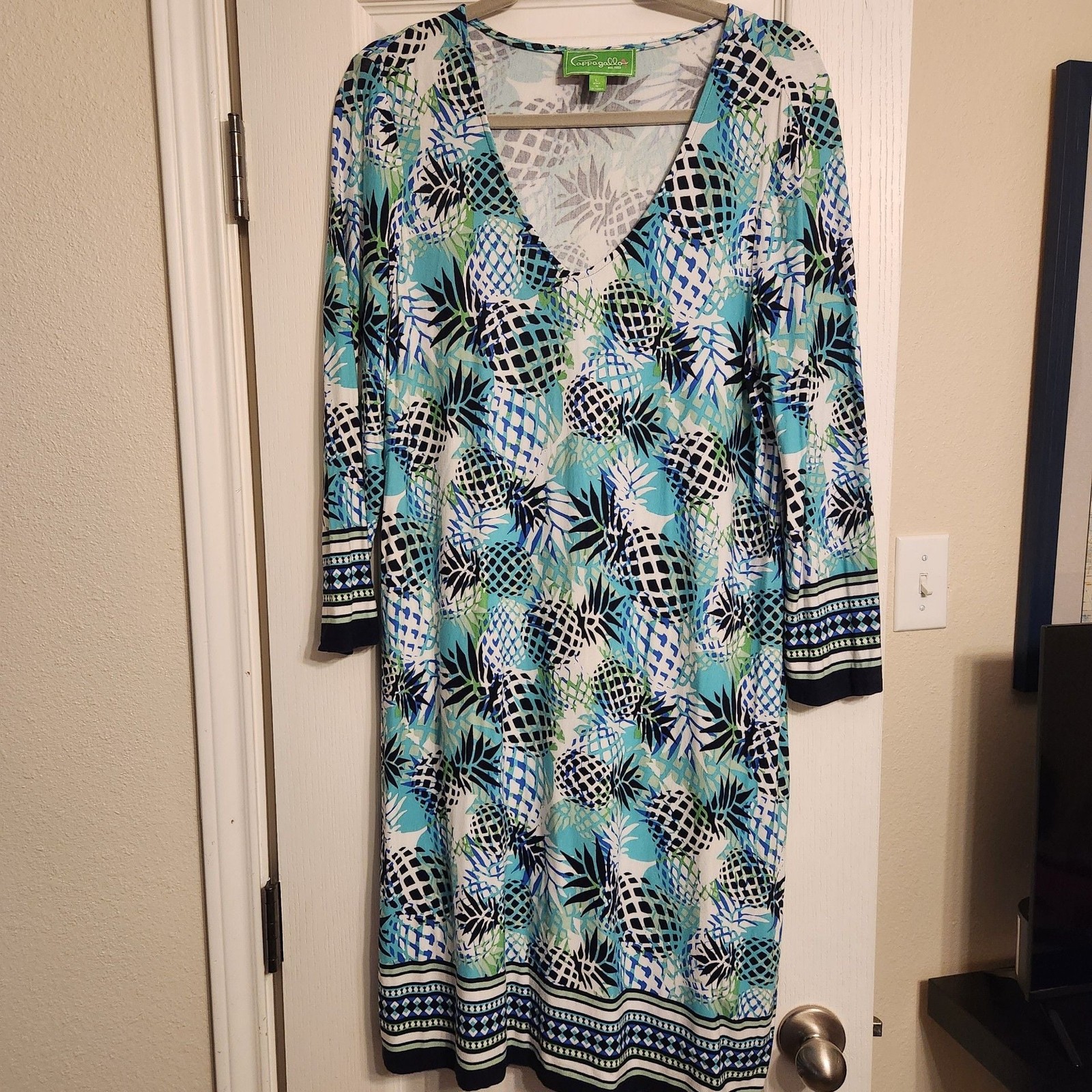 Pappagallo Pineapple Print V-Neck 3/4 Sleeve Knit Sheath Dress