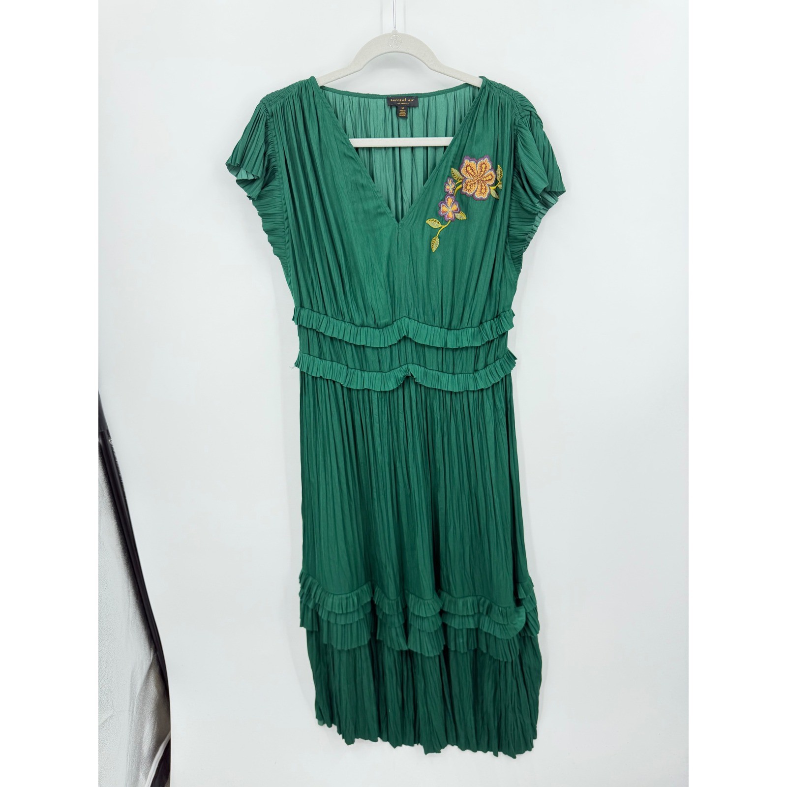 Anthropologie Current Air Forest Green SEREIA PLEATED MIDI DRESS Size M floral