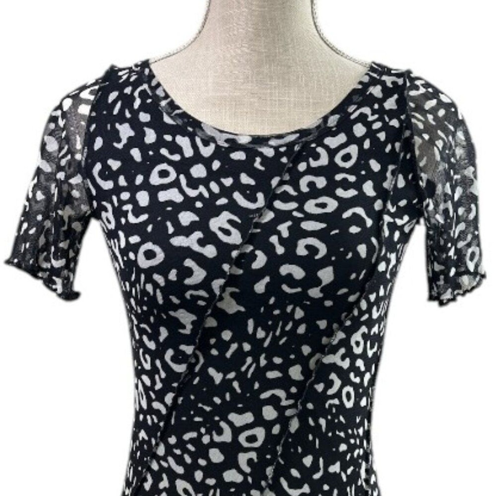 Fuzzi Animal Print Swing Dress Short Sleeve Mesh Stretch Knit Italy Women’s sz S