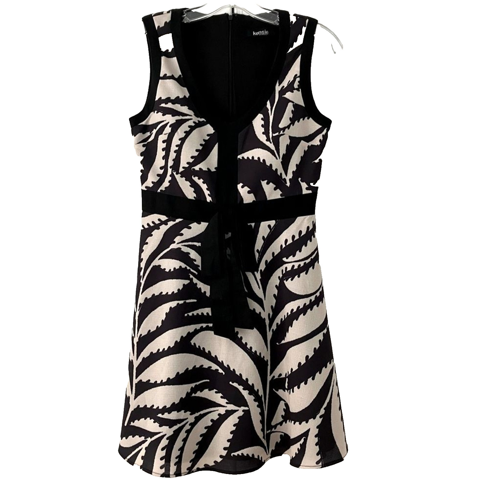 Kensie Dress Sleeveless A-line V-Neck Leaf Print Built-in Bra Women’s Small