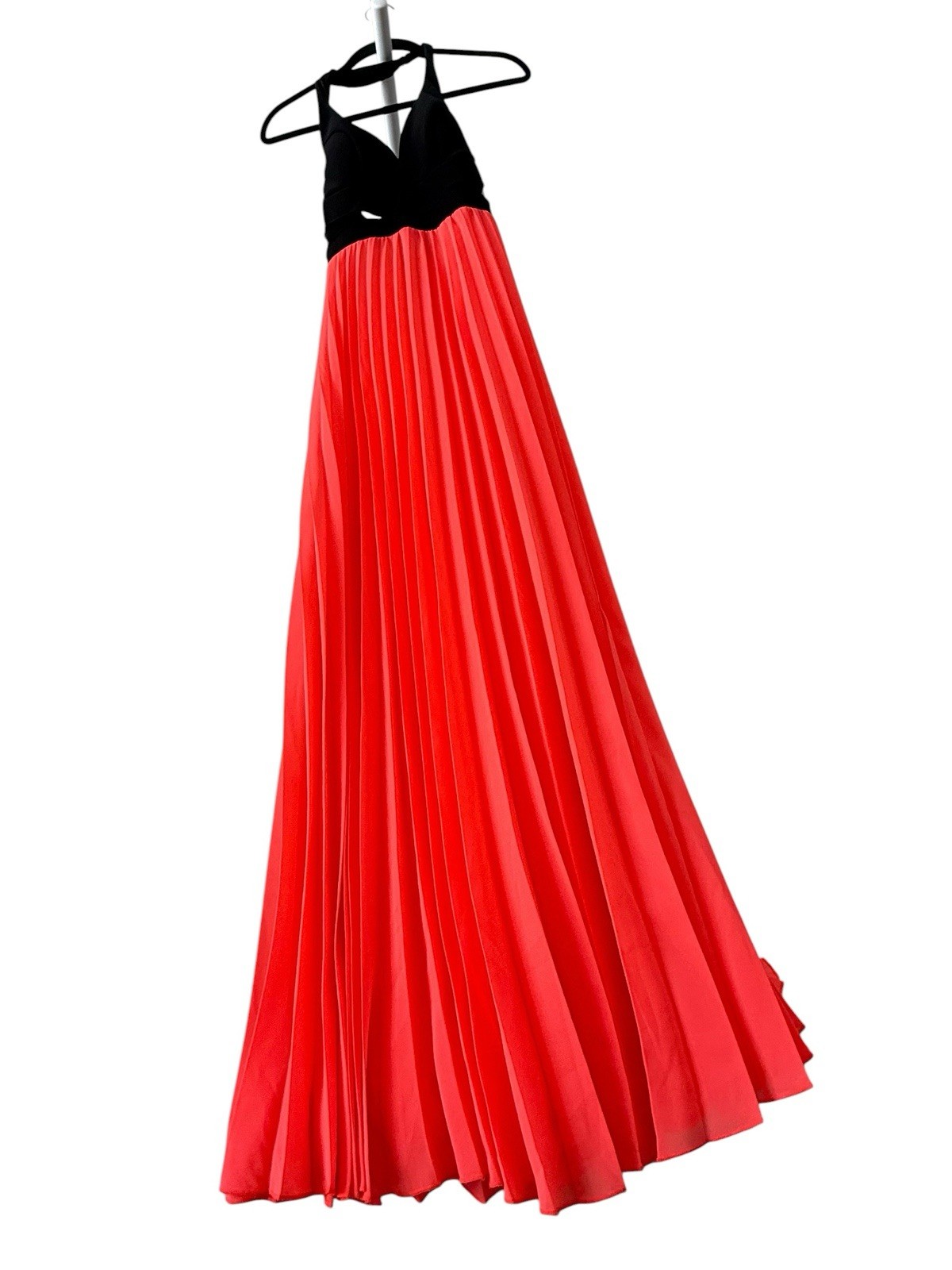 Crystal Doll Black & bright Red Pleated Chiffon Maxi Dress Cut Out Zip Size S