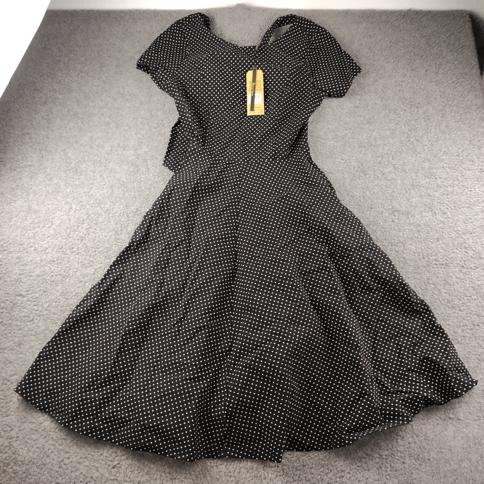Gown Town Dress Polka Dot A Line Short Sleeve Pockets House Wife Size Large NWT