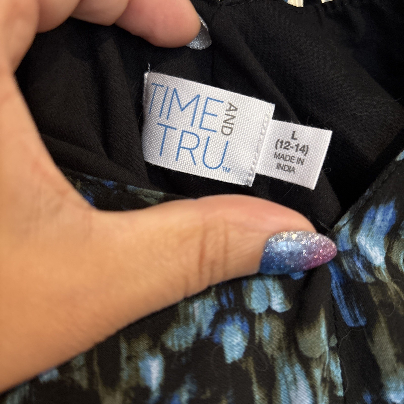 Time and Tru Black Soot Blue Green Abstract Print V-Neck Dress Large