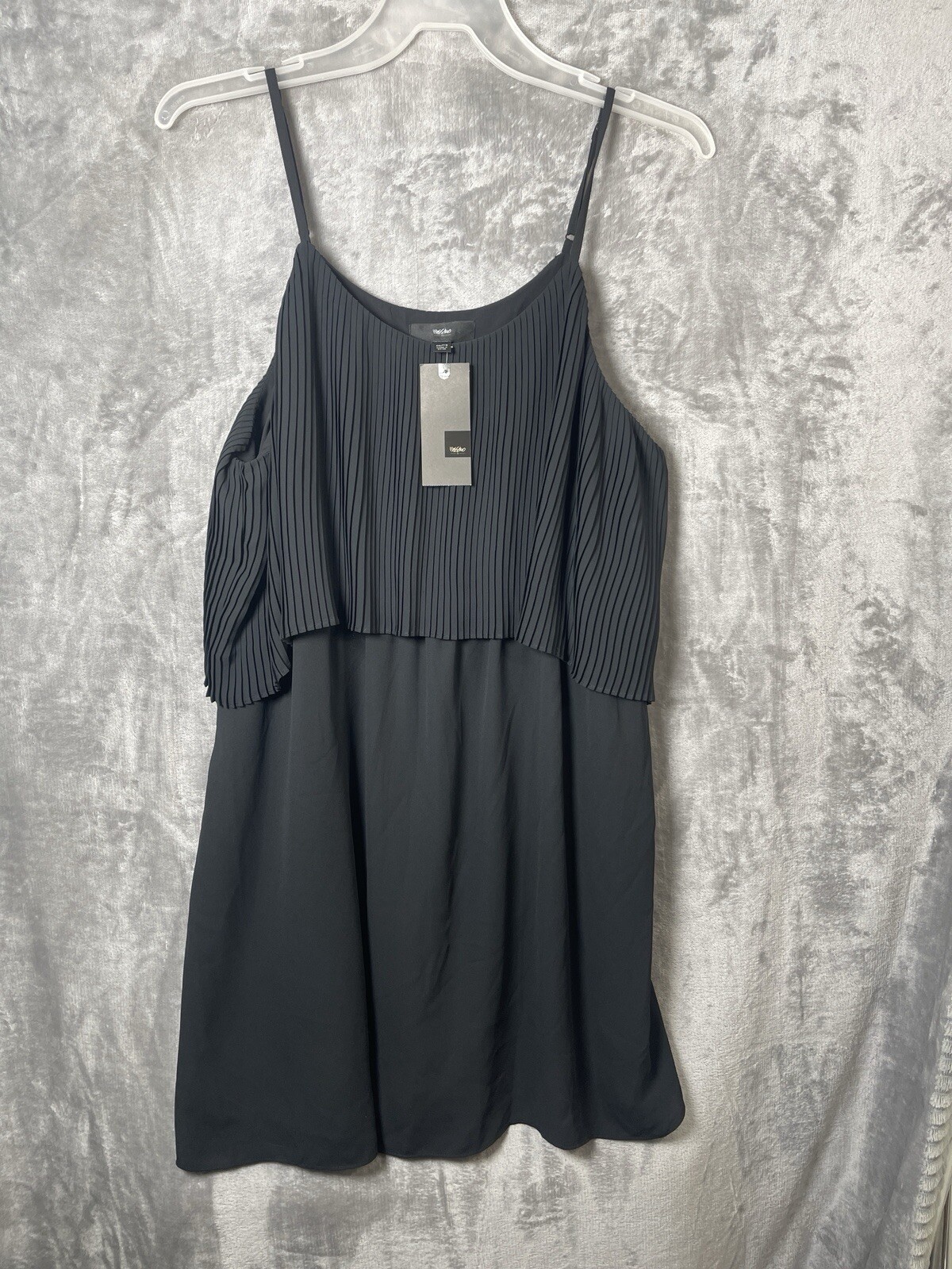 🆕Mossimo Womens Black Sleeveless Adjustable Straps Pleated Dress Size XXL