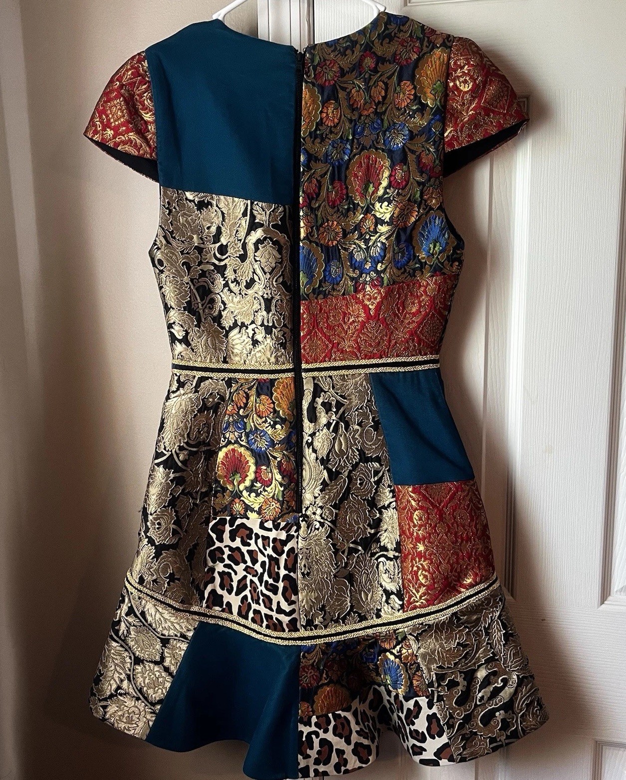 Alice + Olivia Rapunzel Patchwork Fit & Flare Mini Dress. Women’s 4. EUC