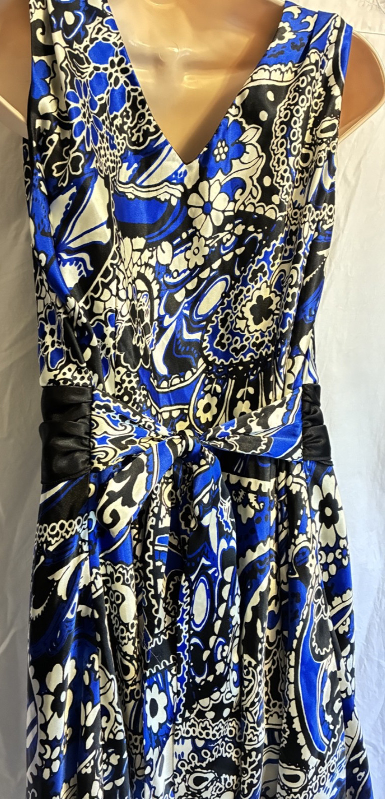 Dressbarn Satin Floral Dress Size- 16 Fully Lined Adjustable Waist Tie NICE !