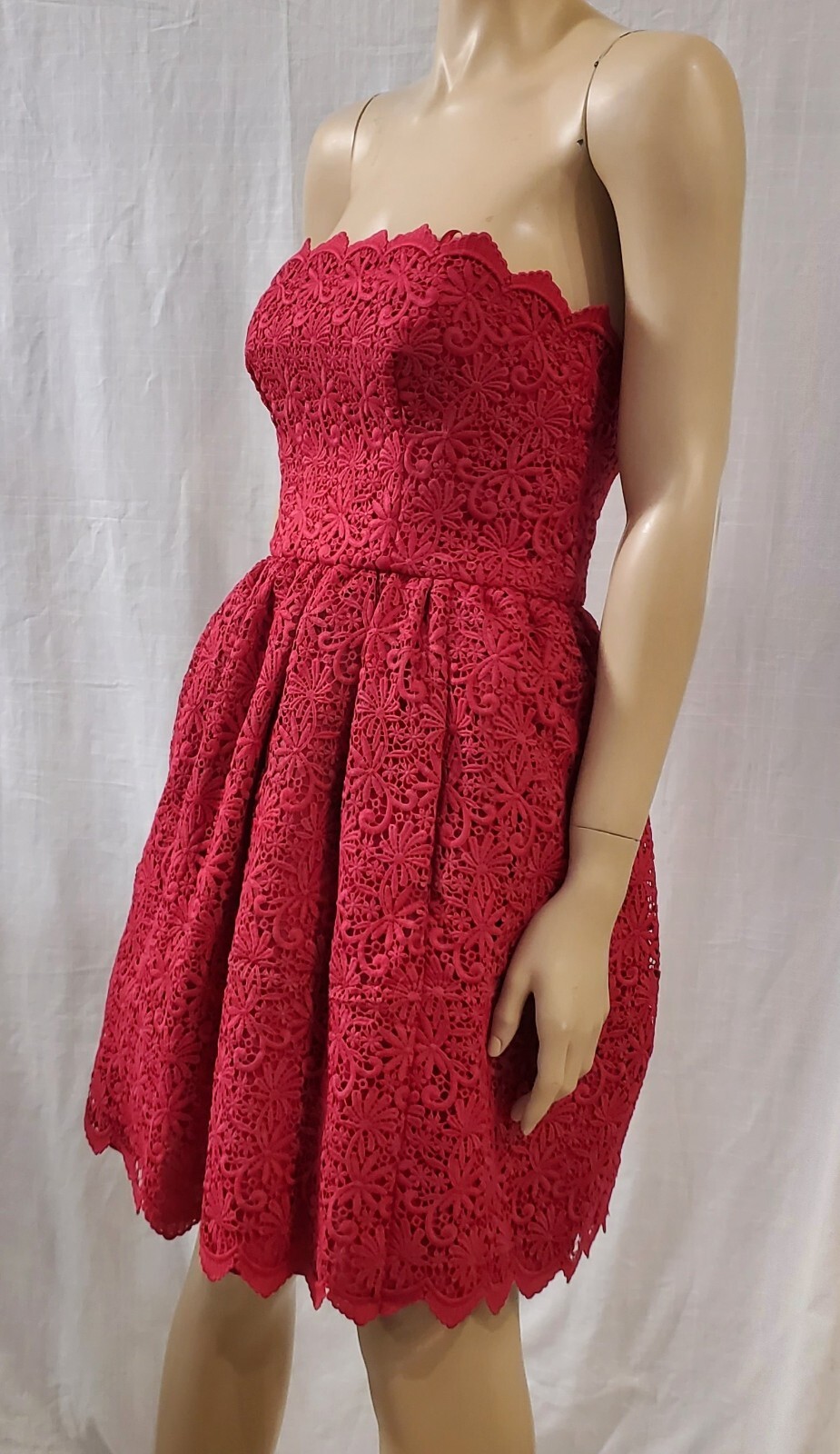 Jill Jill Stuart Chic Raspberry Crochet Strapless Cocktail Party Sz 2 Dress $478