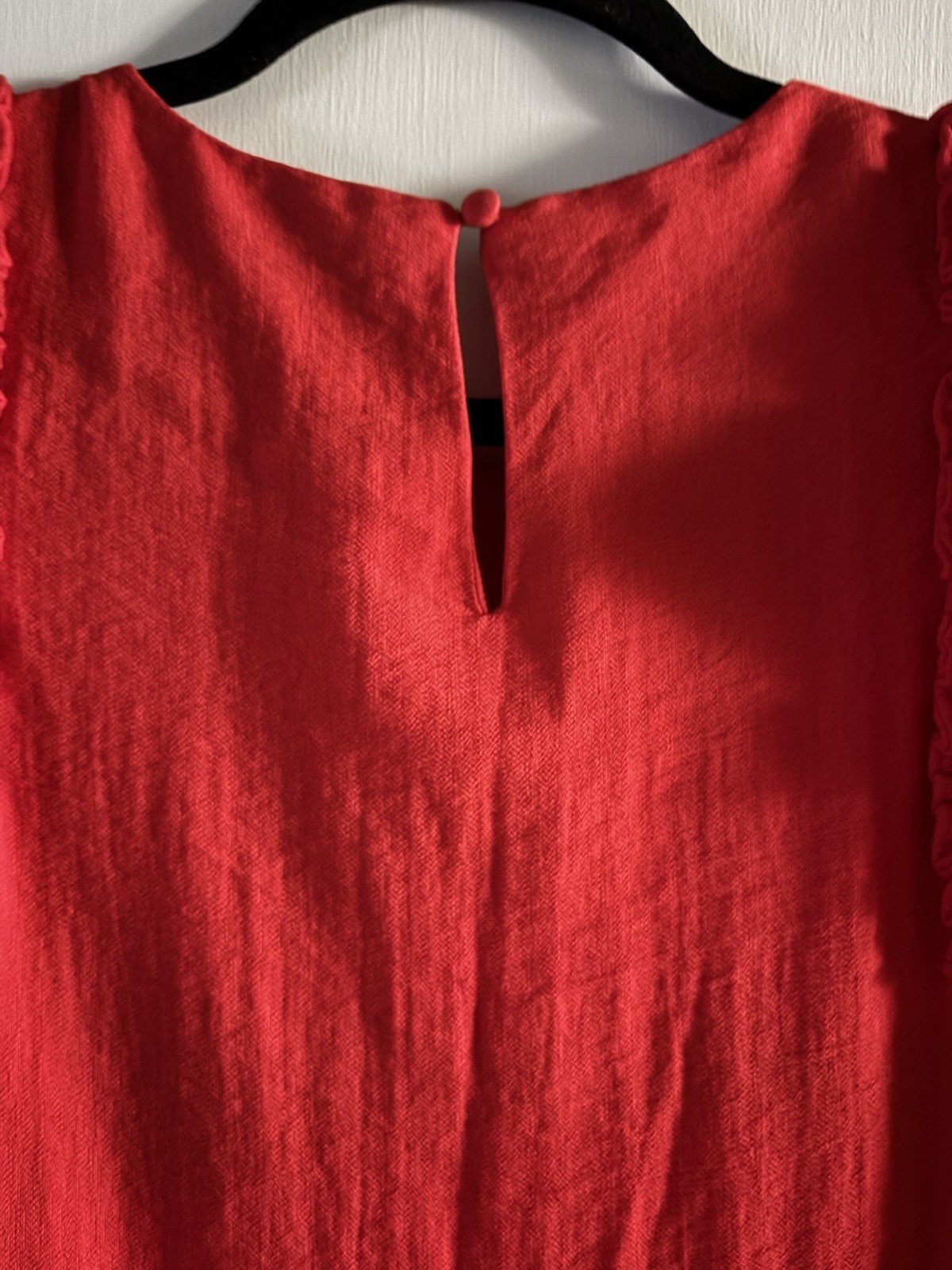 CeCe Red Solid Crew Neck Keyhole Ruffle Shift Knee Length Dress Women’s 4