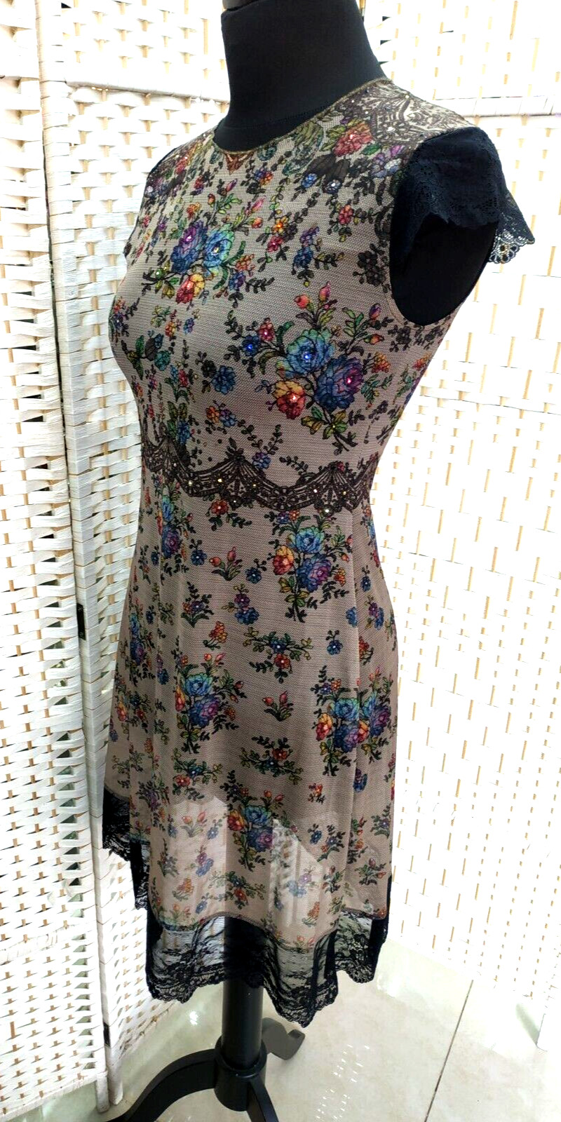 Beautiful Michal Negrin Colorful Crystal Touche Flowers Dress Size – M –