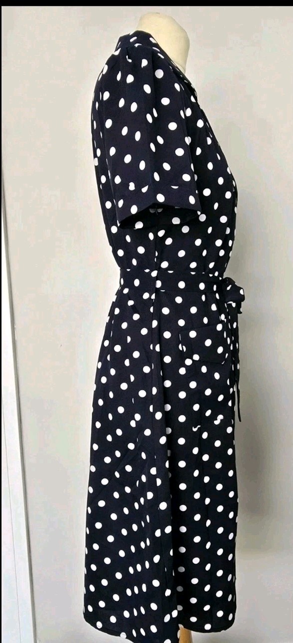 Vintage 1940s 1950s style Navy Blue polka dot Utility day dress Size 10 pockets