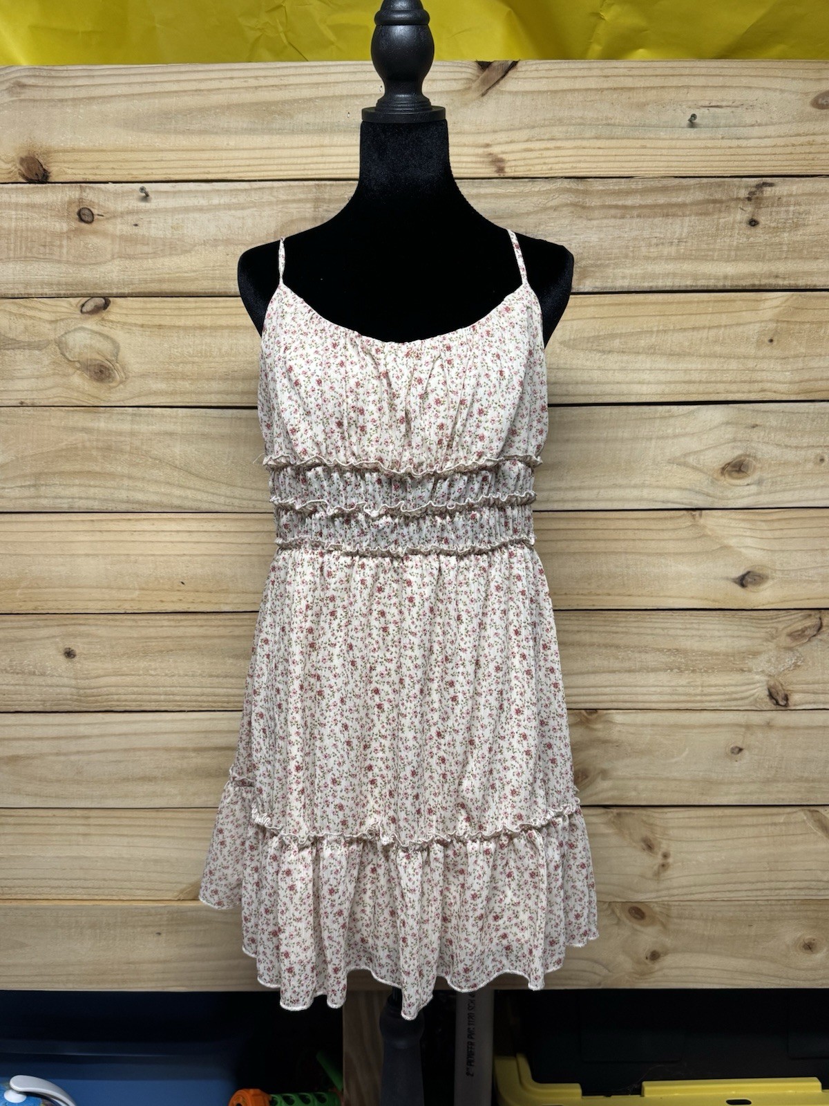 Trixxi Women’s Floral Ruffle Layered Sleeveless Sundress Beige Pink Green Size L