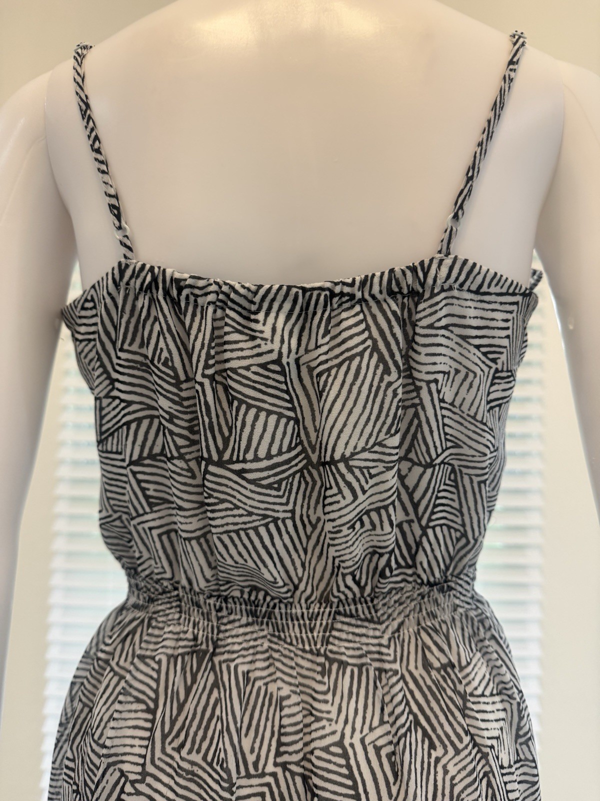 Moda International Geometric Print Ruffle Sundress in Black/White SizeXs