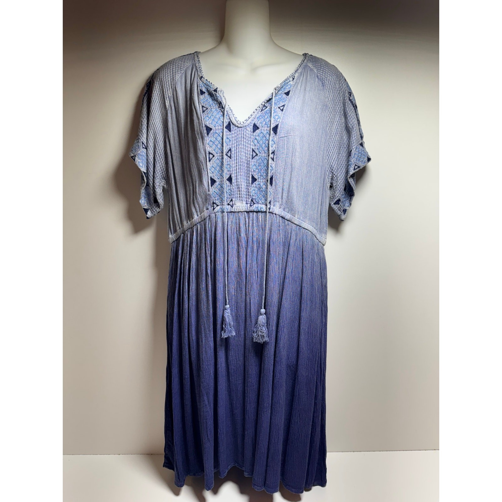 Studio West By The Beach Sz Large Dress V Neck Blue Ombré Boho Festival Y2K