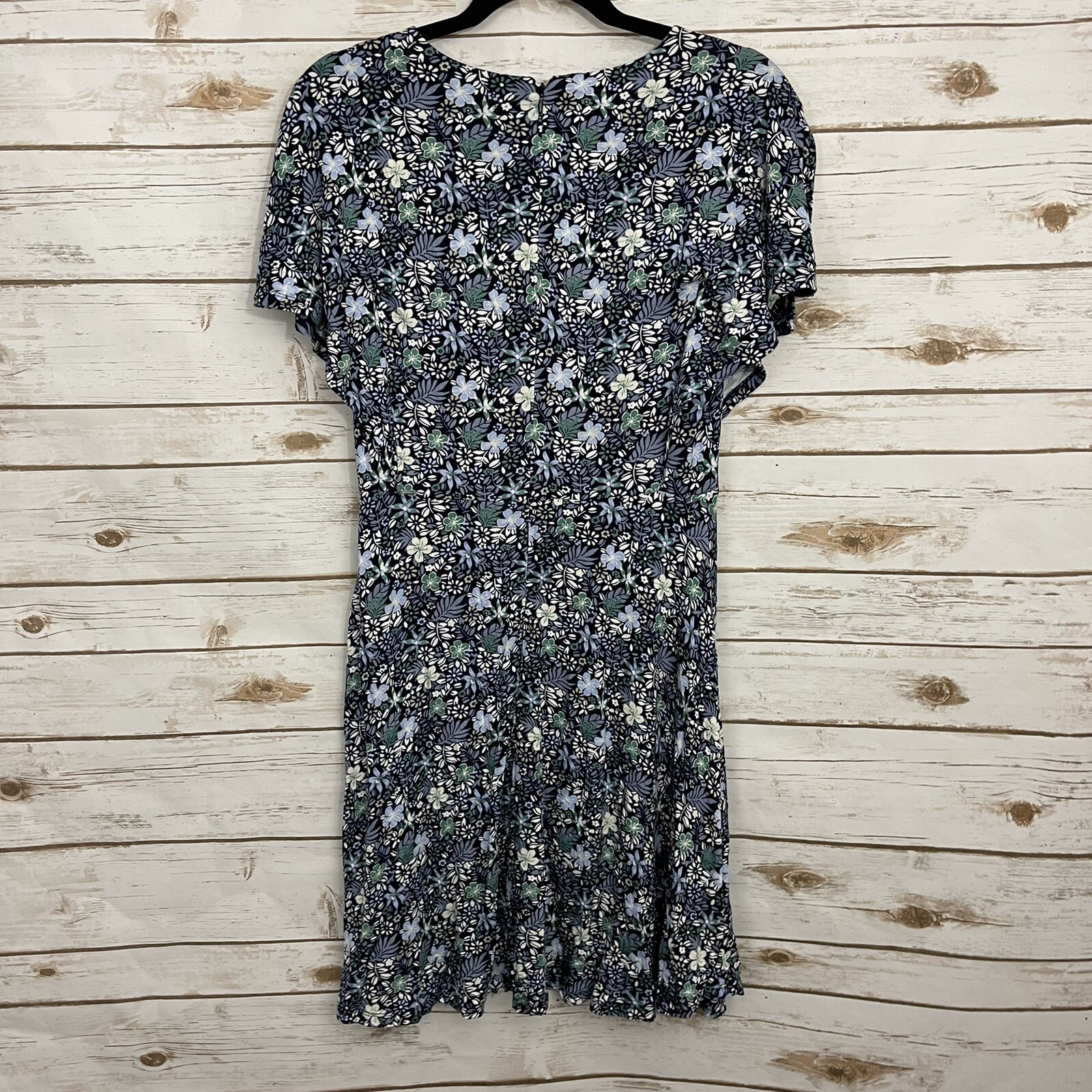 Loft Blue Floral Button Shoulder Split Flutter Sleeve Fit And Flare Dress Size 2